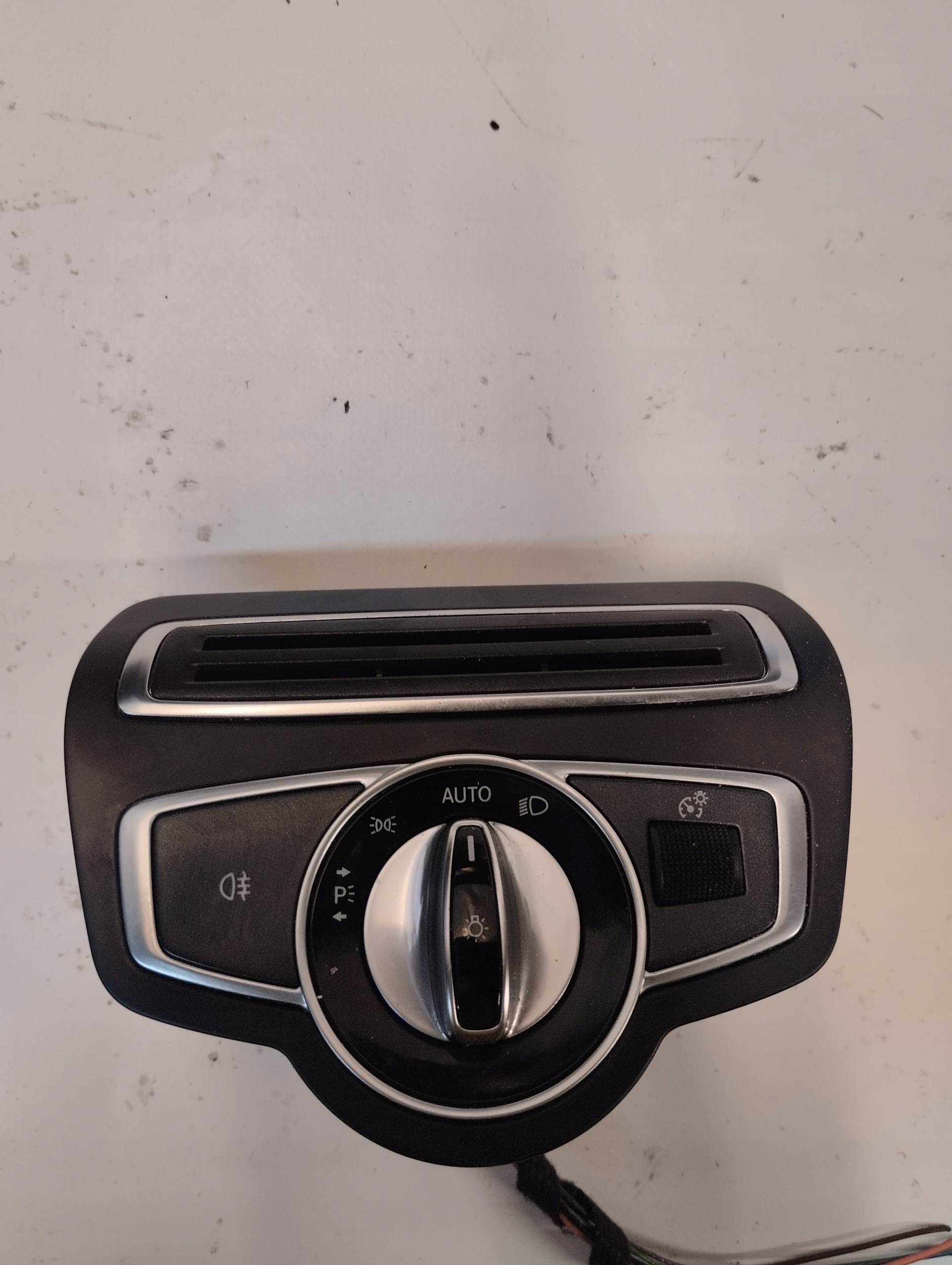 MERCEDES W205 C light switch