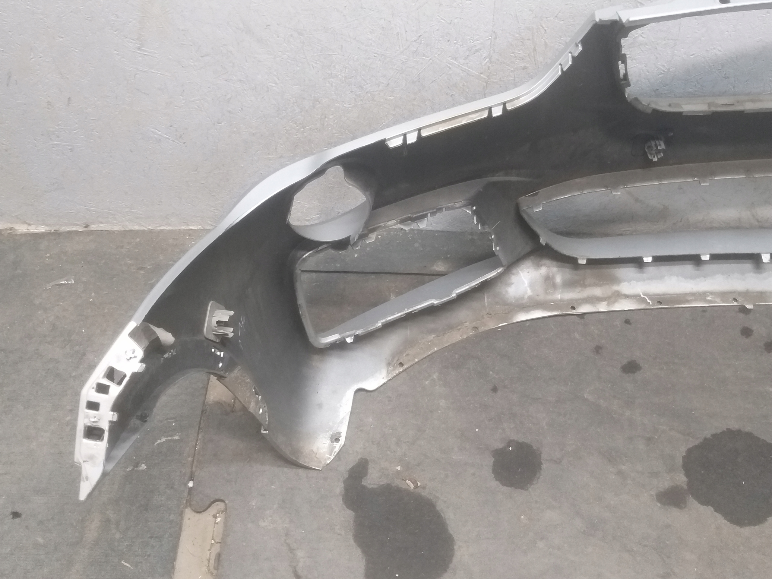 nárazník předek BMW X1 F48 M PAKIET