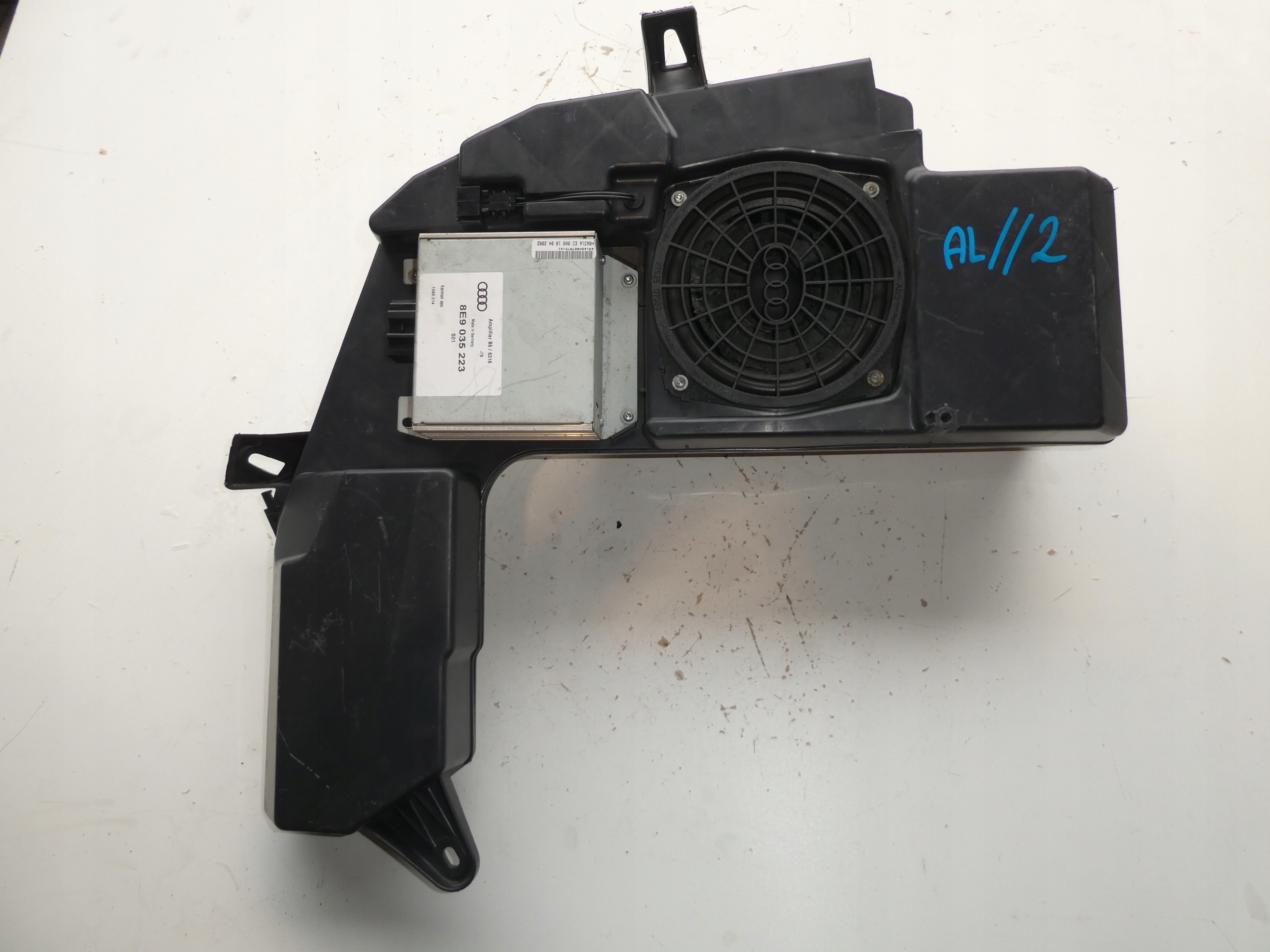 REPRÁK SUBWOOFER AUDI A4 B6 8E9035223