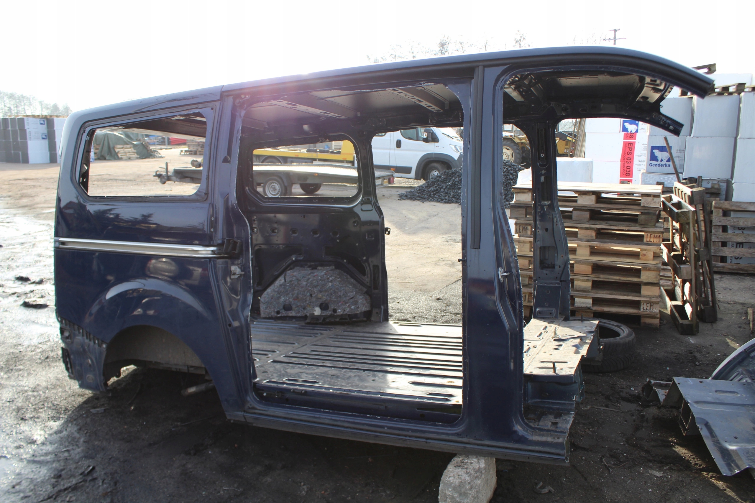 Ford Custom ćwiartka tył prawa lewa