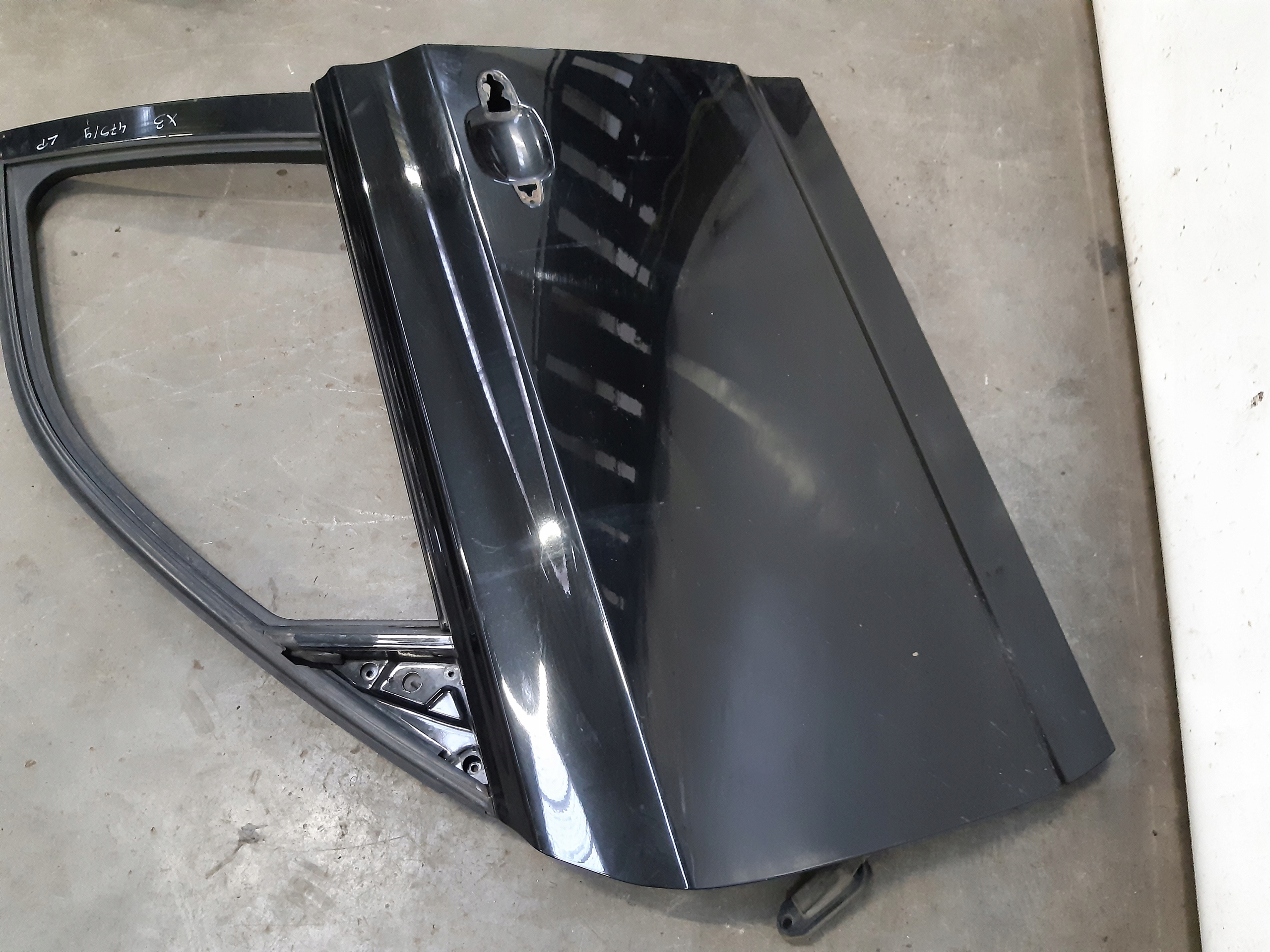 door left front 475/9 BMW X3 E83