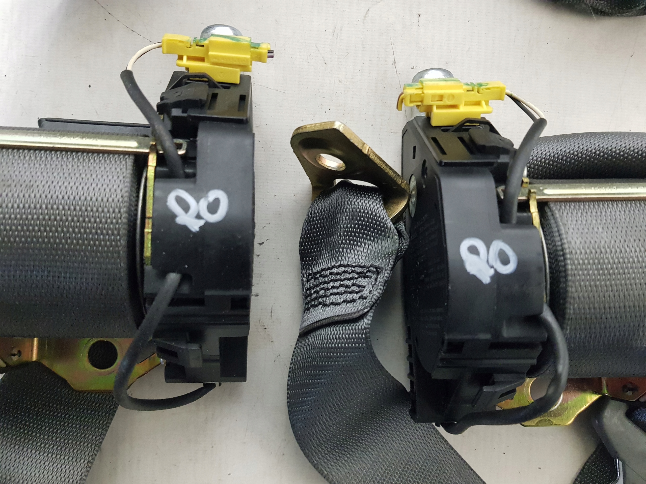 tension belts front rear part right left KOMPLET MERCEDES W221