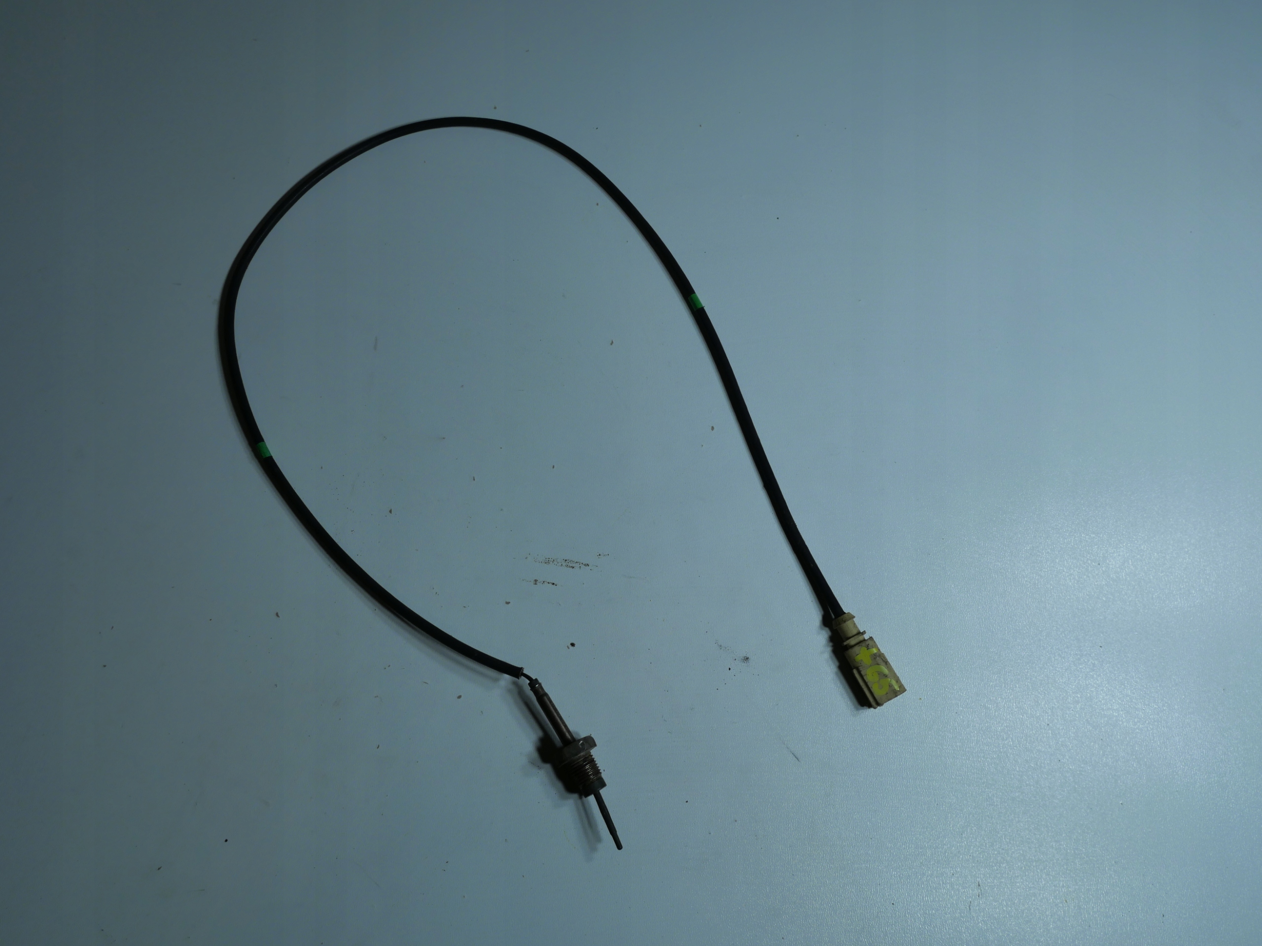 Sensor TEMPERATURY Gase VW SEAT SKODA 04L906088DE
