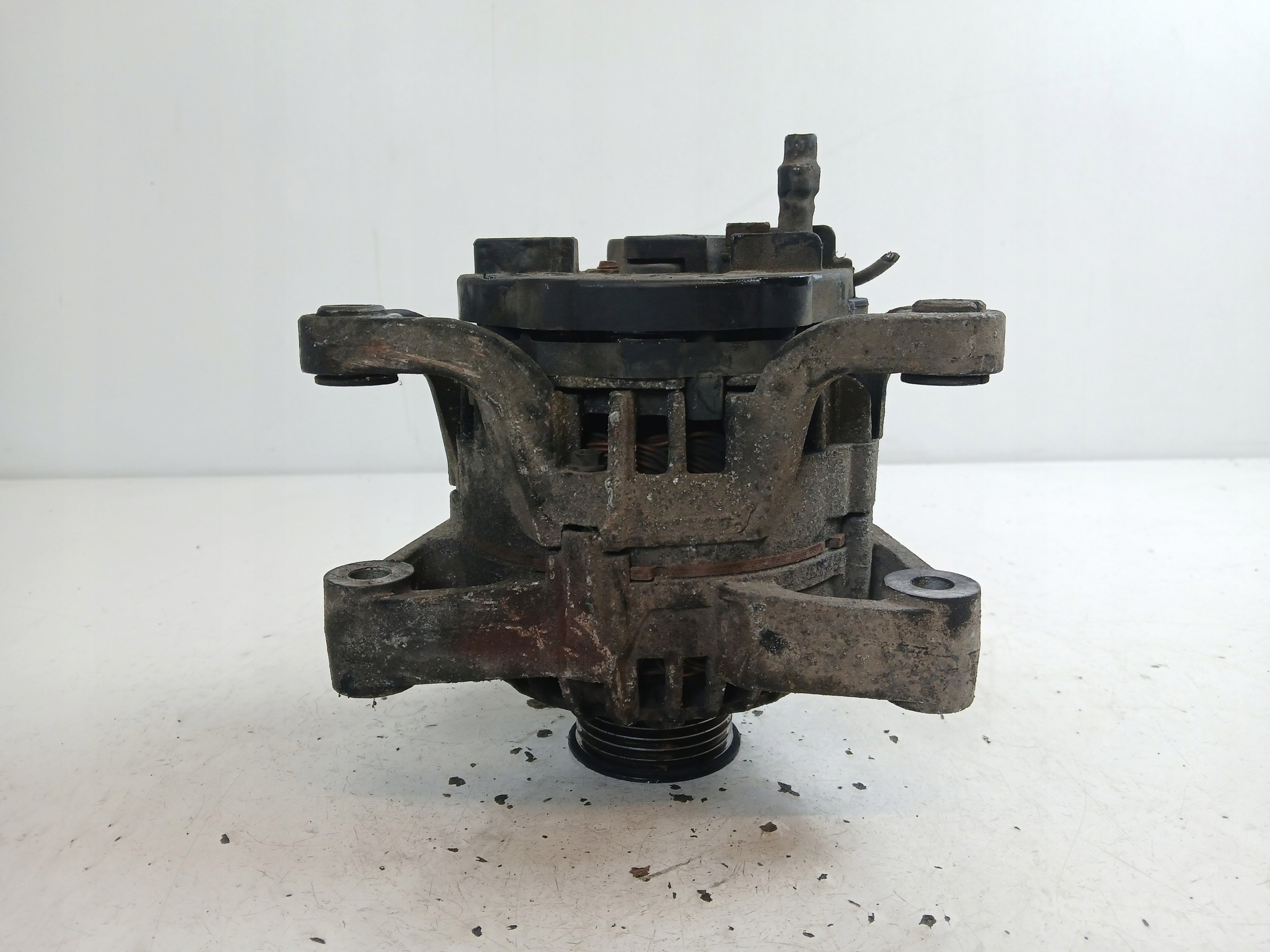 OPEL CORSA C 1.2 alternator 24437119 70A