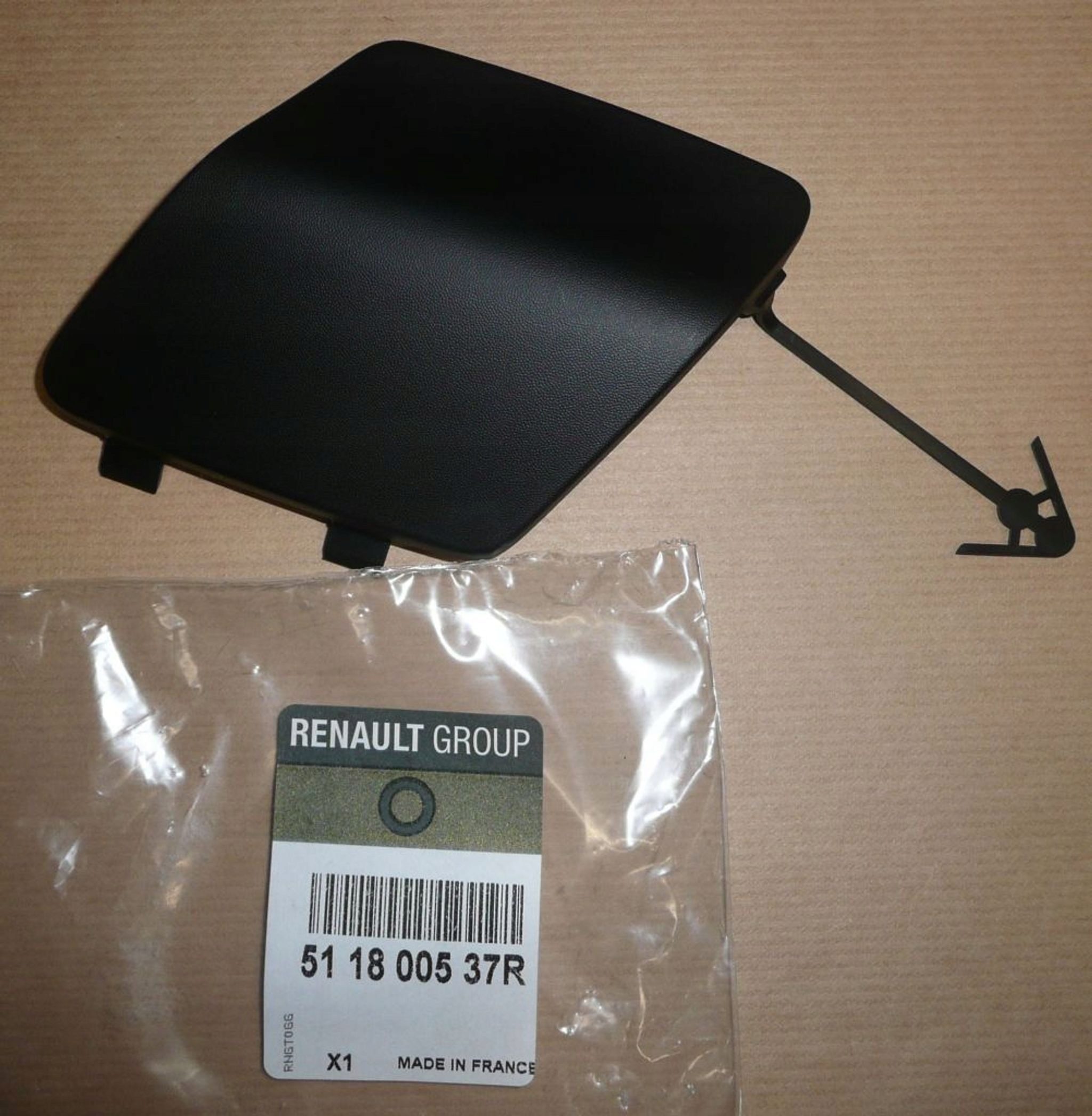 Kryt Ťažného Ucha R Master III 511800537R