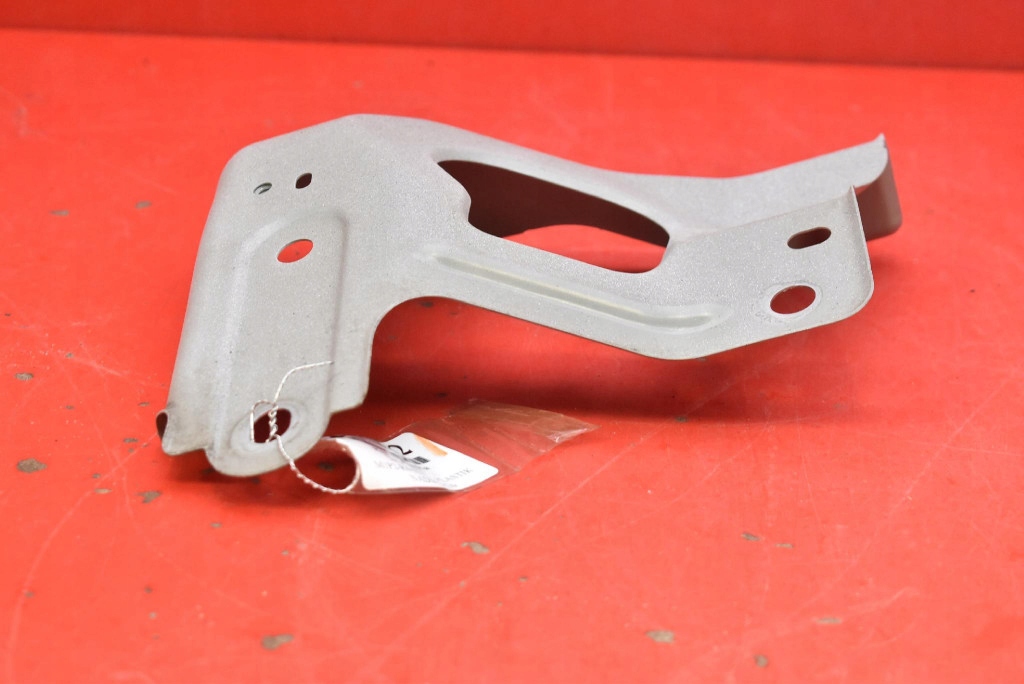 console OKULAR lights right front 1487492-00-A TESLA MODEL Y 20