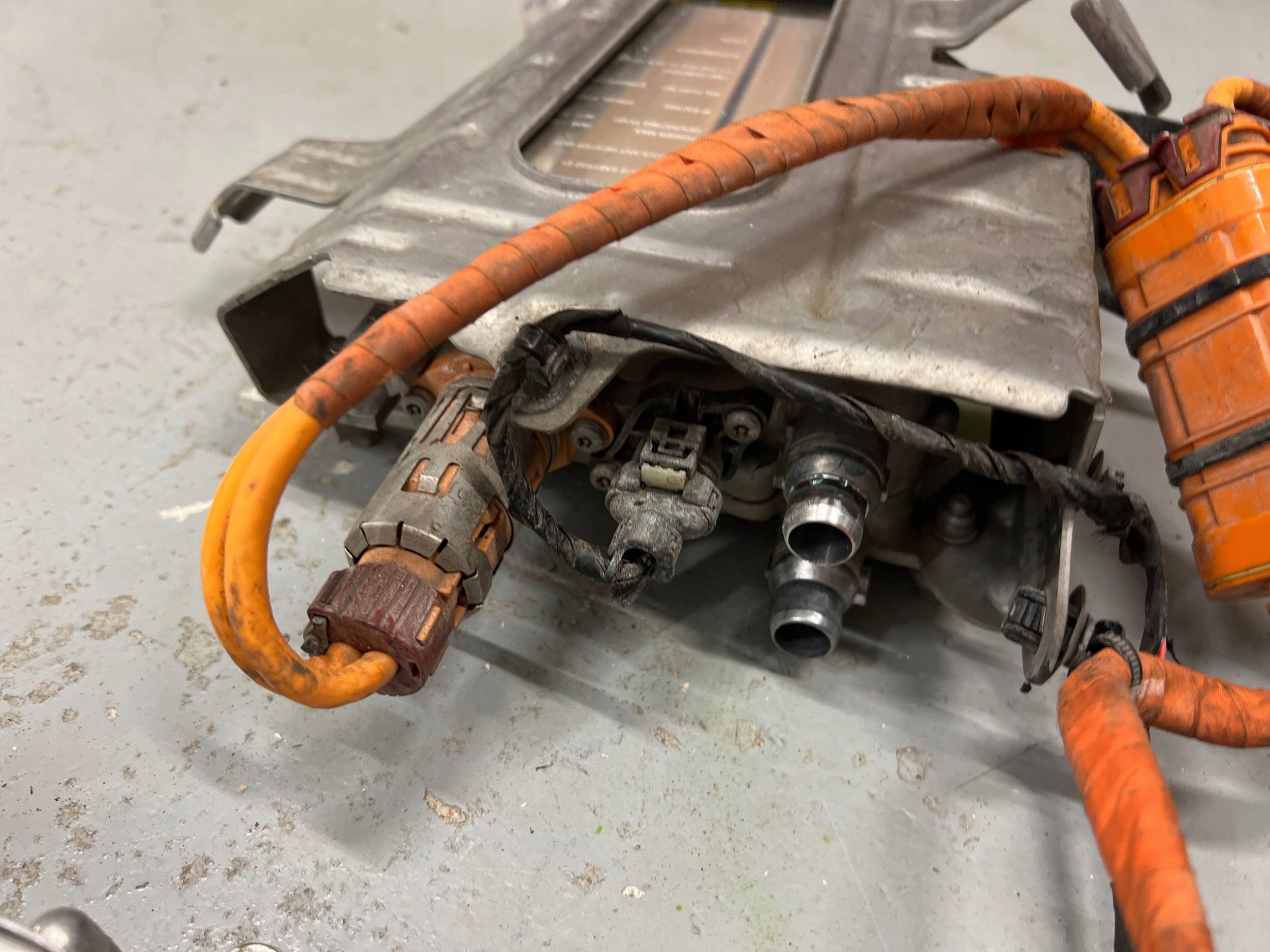 2023 BMW i4 вентилятор 5A81B30