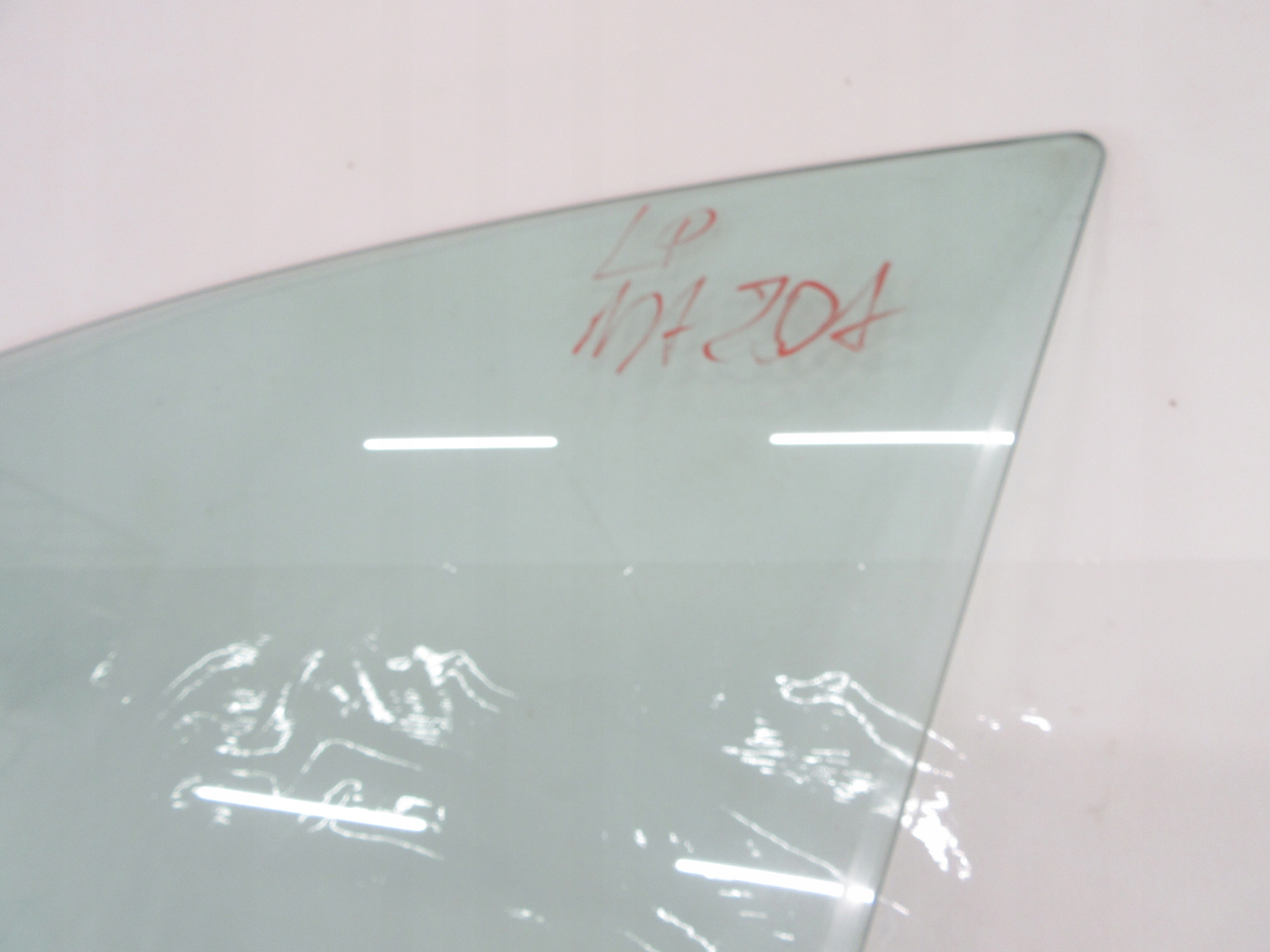 window left left front MAZDA 3 III BL