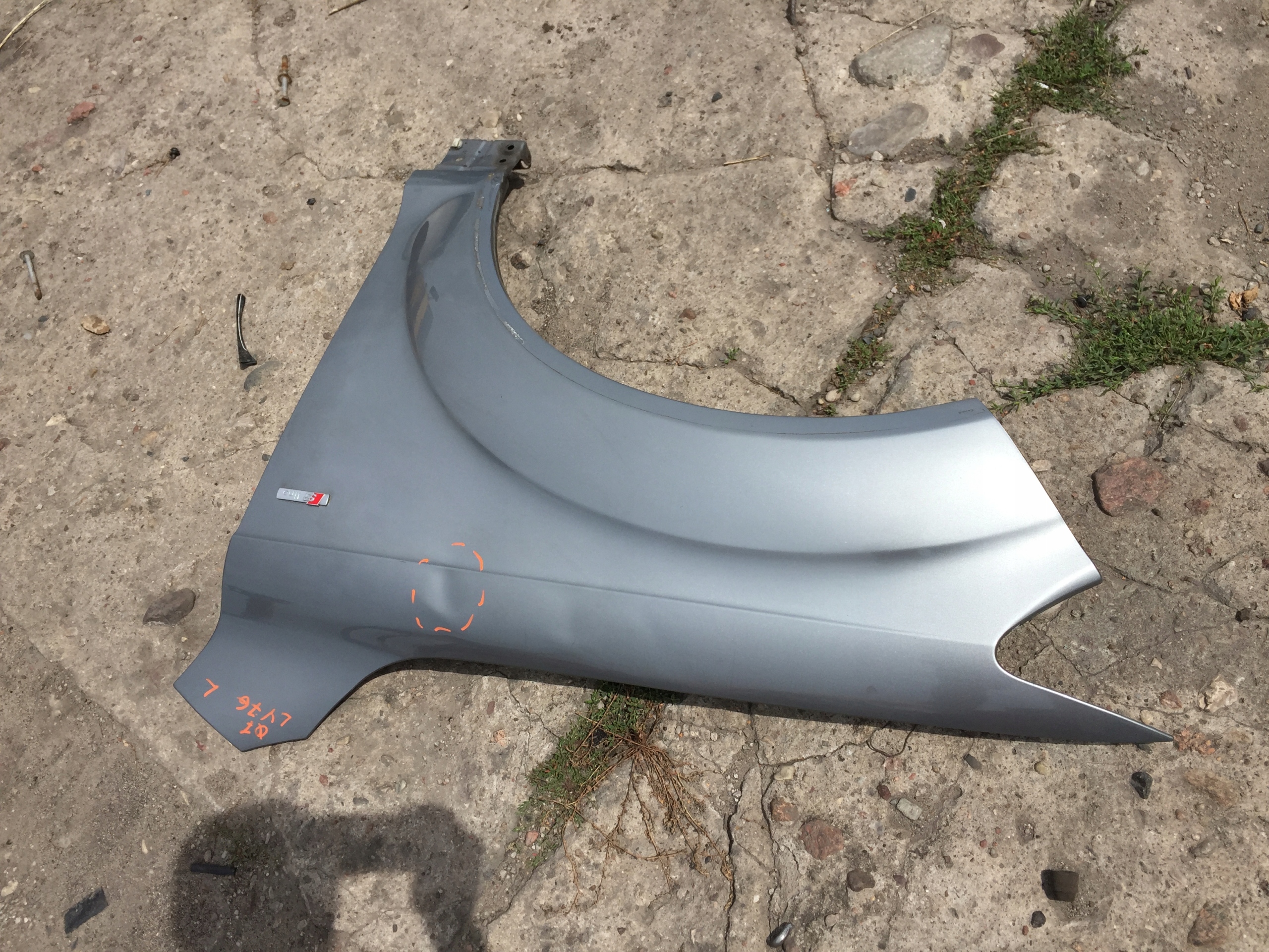 AUDI Q7 4L fender left front left front LY7G