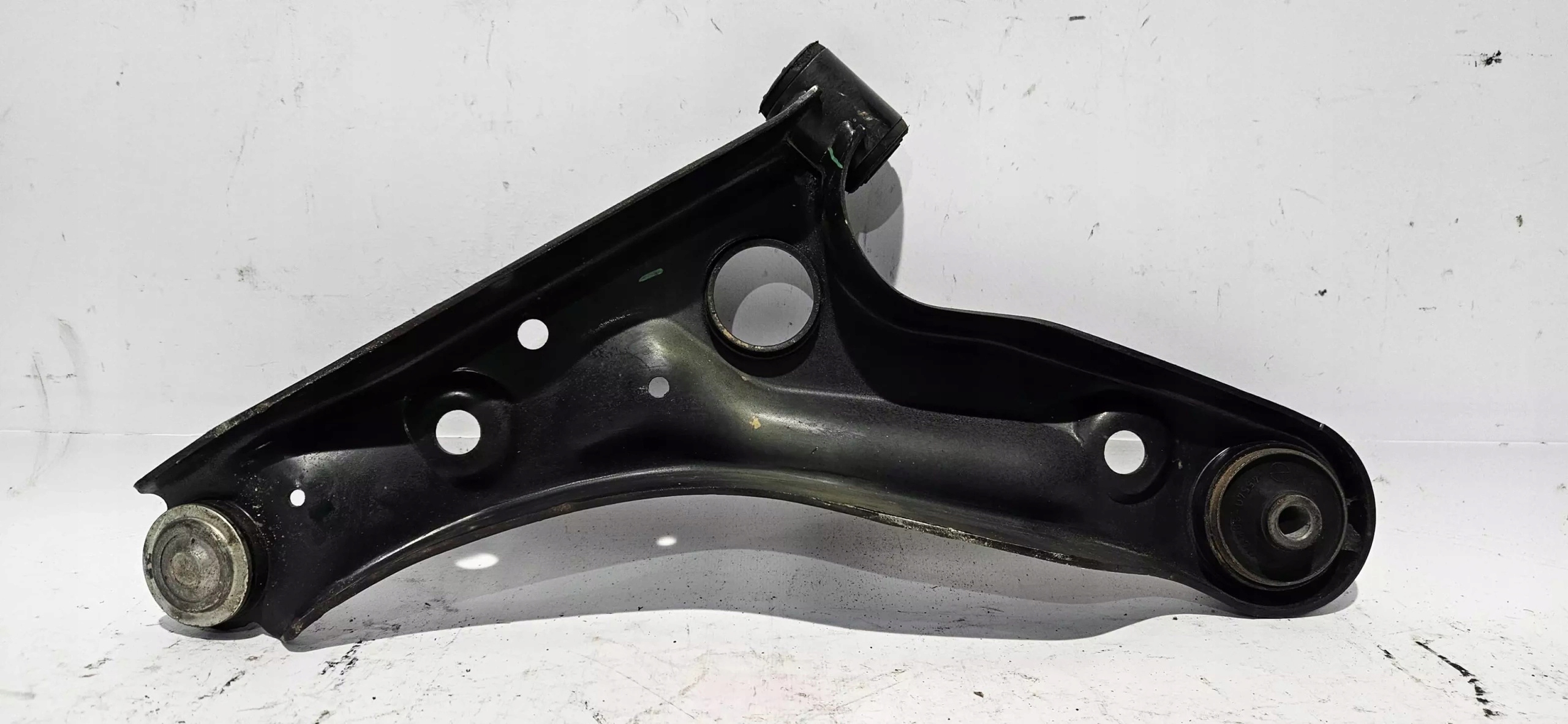 arm right front NISSAN PIXO 2008-13 original