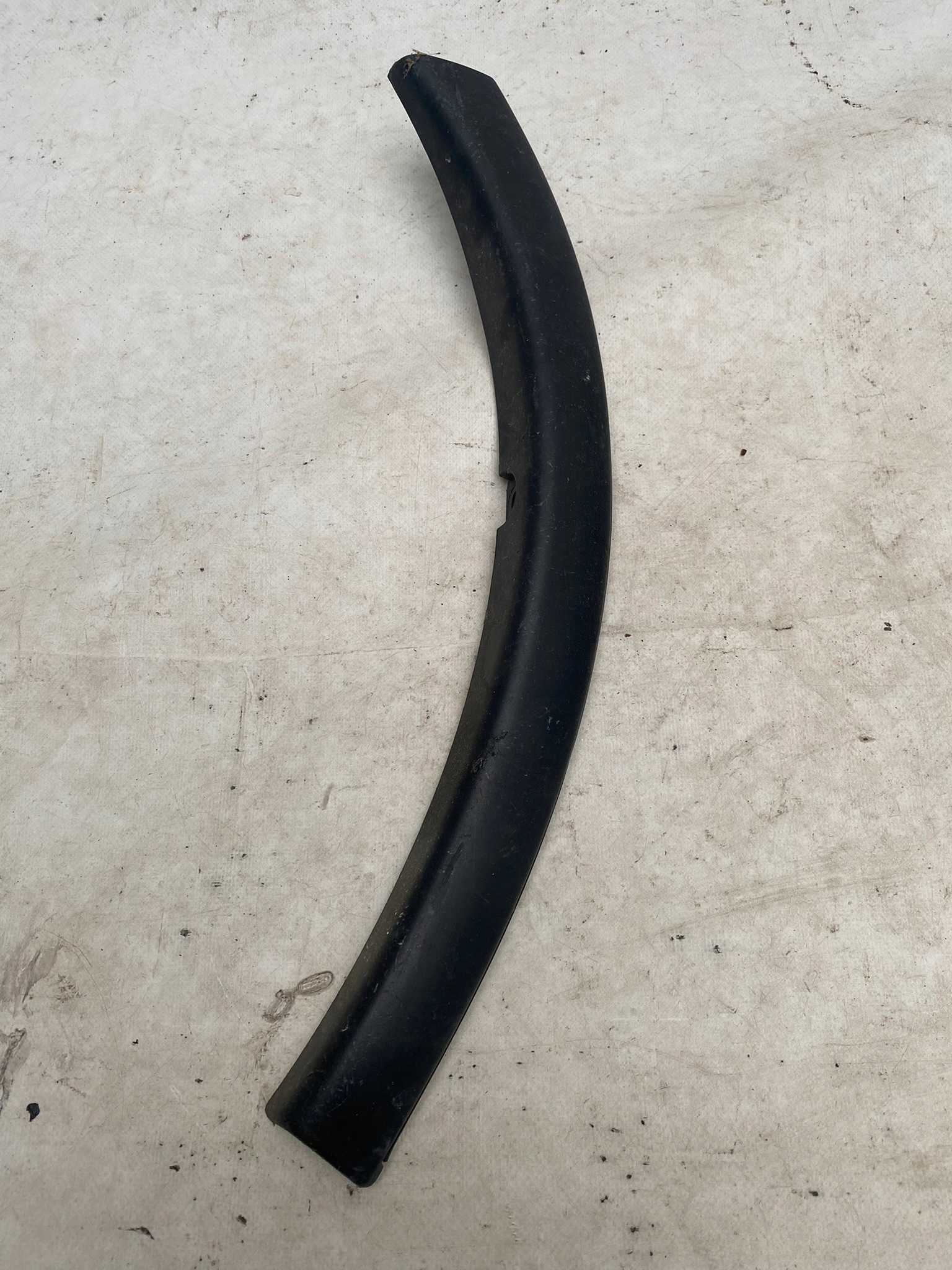 MITSUBISHI OUTLANDER III 3 12-22 moulding cap right front