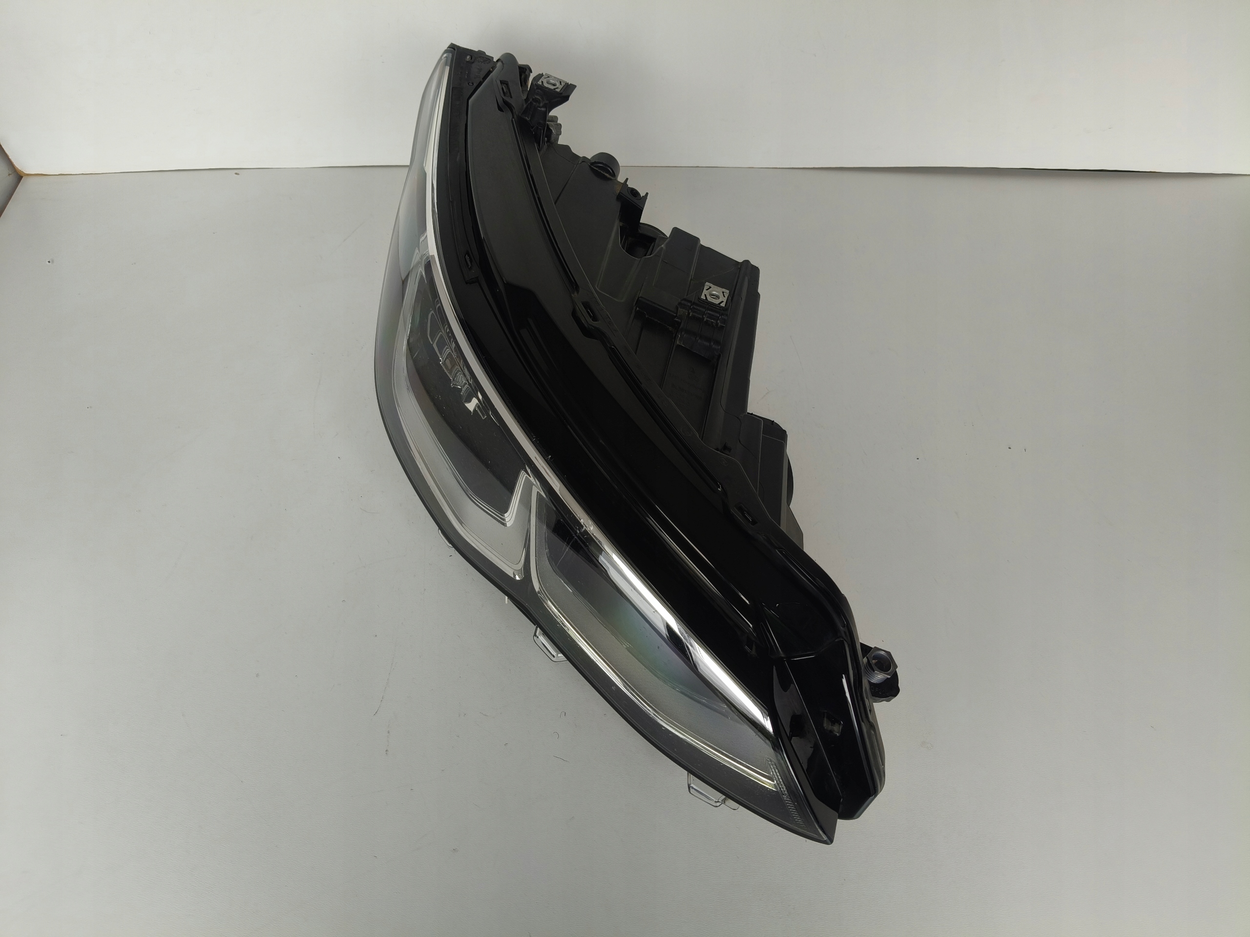 light right REFLEKTOR VW GOLF VIII 8 5H0 5H 20- LED