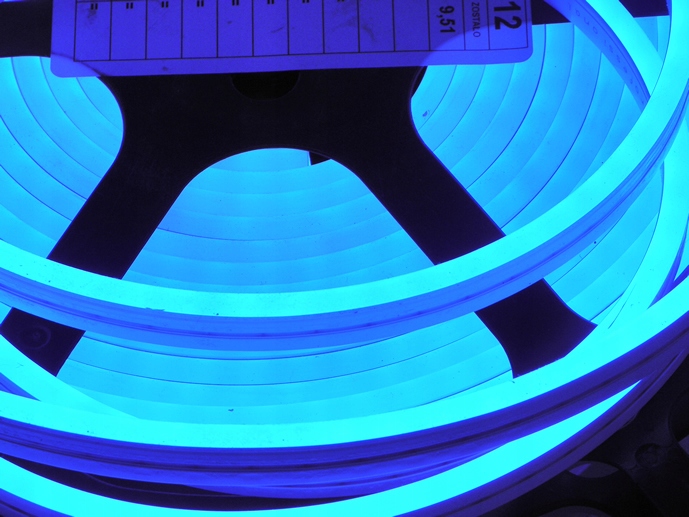 NGAMING530 NAPIS Gaming PC4 NEON LED 530X165MM Materiał inny