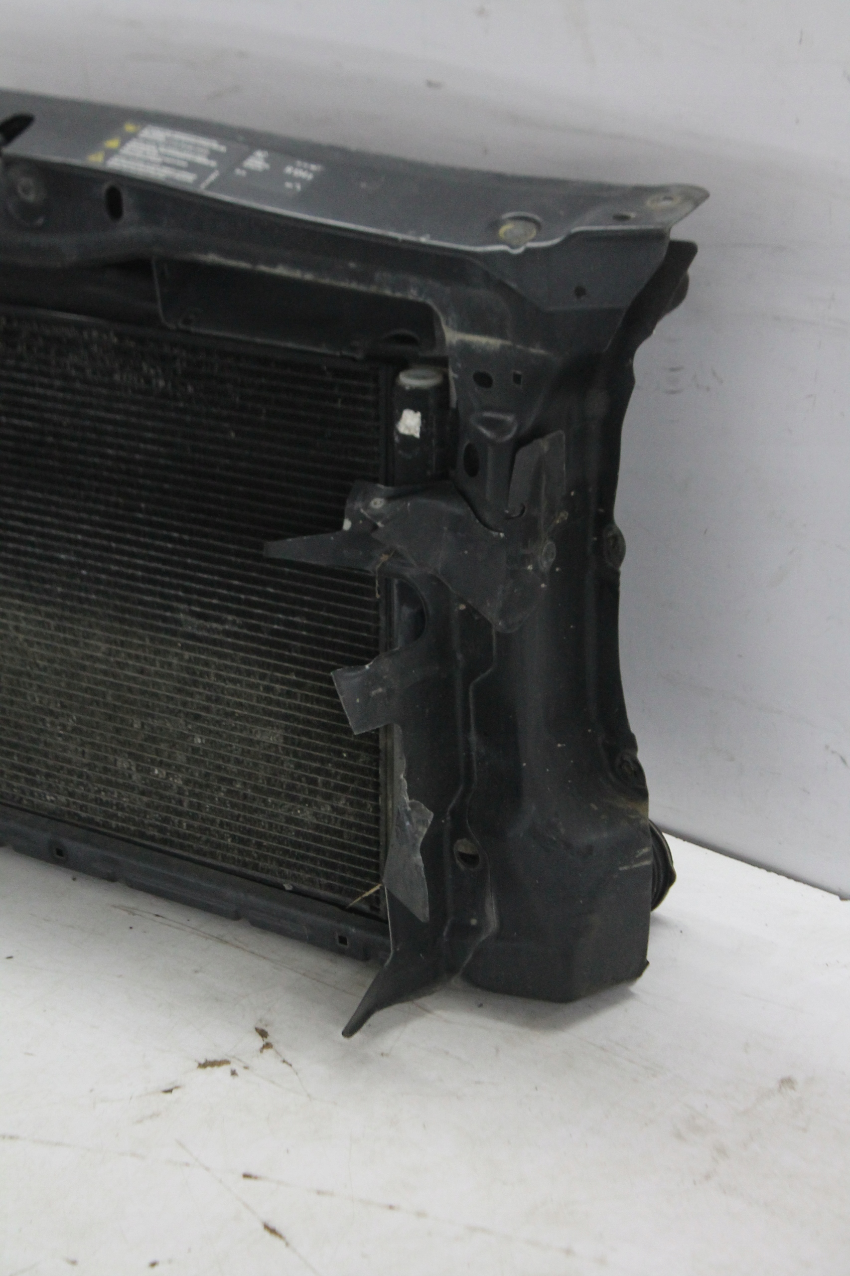 support panel for radiators radiator 2.0 TFSI OCTAVIA II RS 04-13