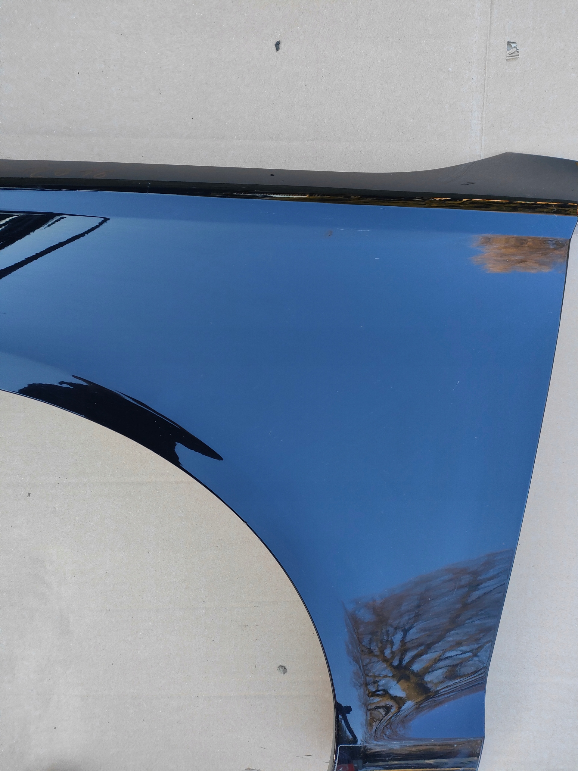 fender left front front Audi A6 C7 4G0