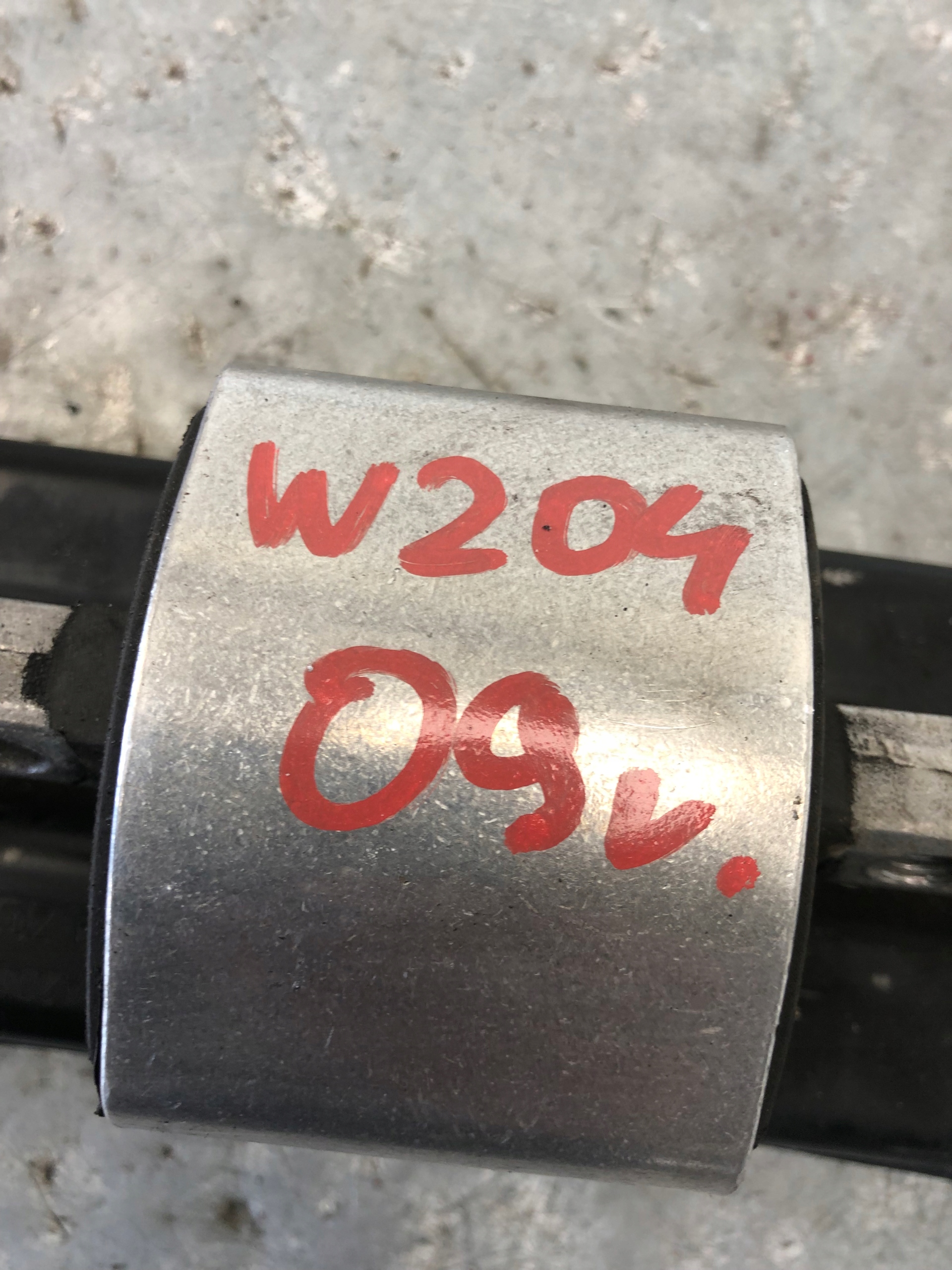 support gearboxes AUTOMAT MERCEDES W204 A2042420901