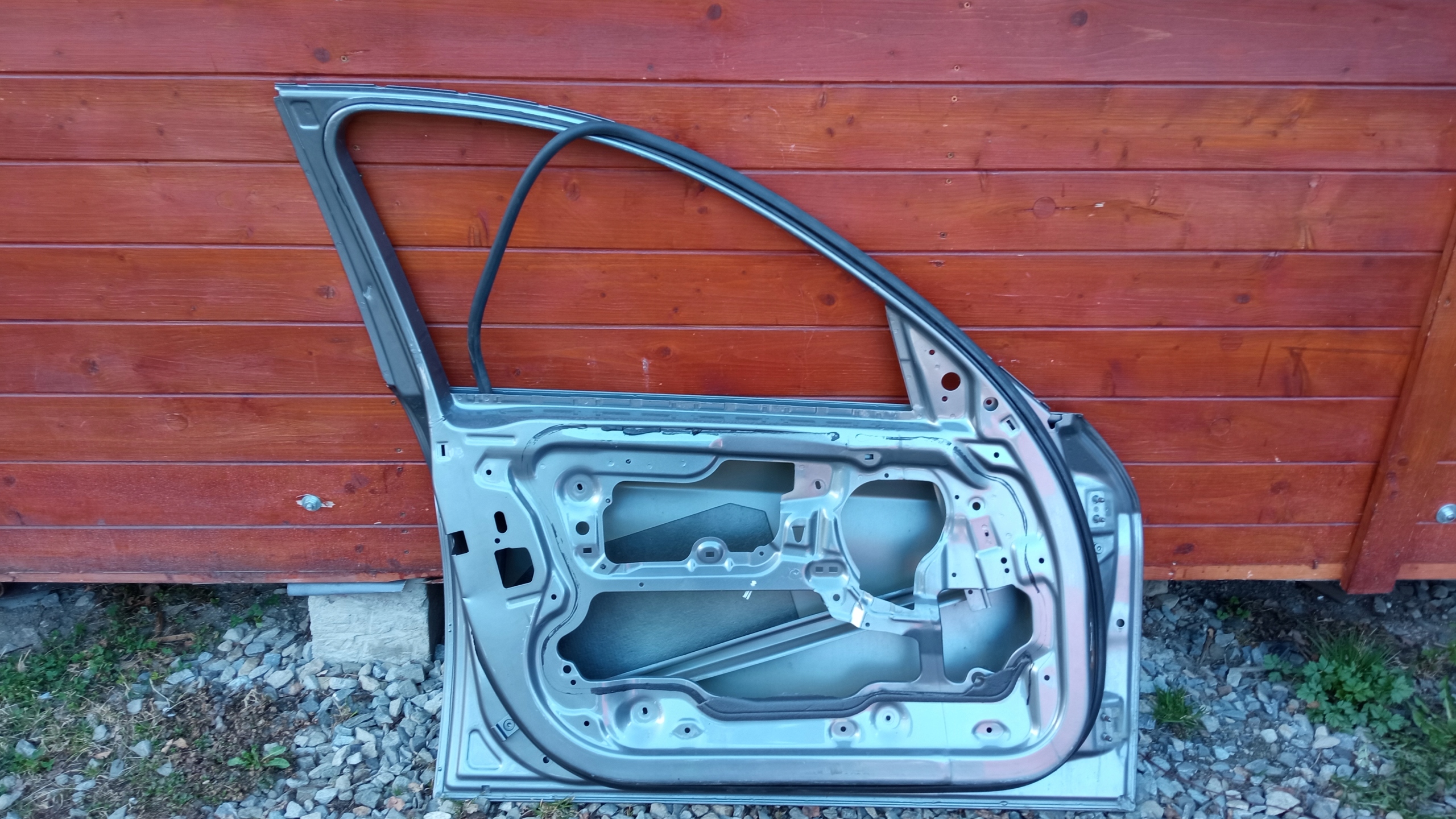 DRZWI PRZÓD BMW 3 E90 Strona zabudowy przód - lewa