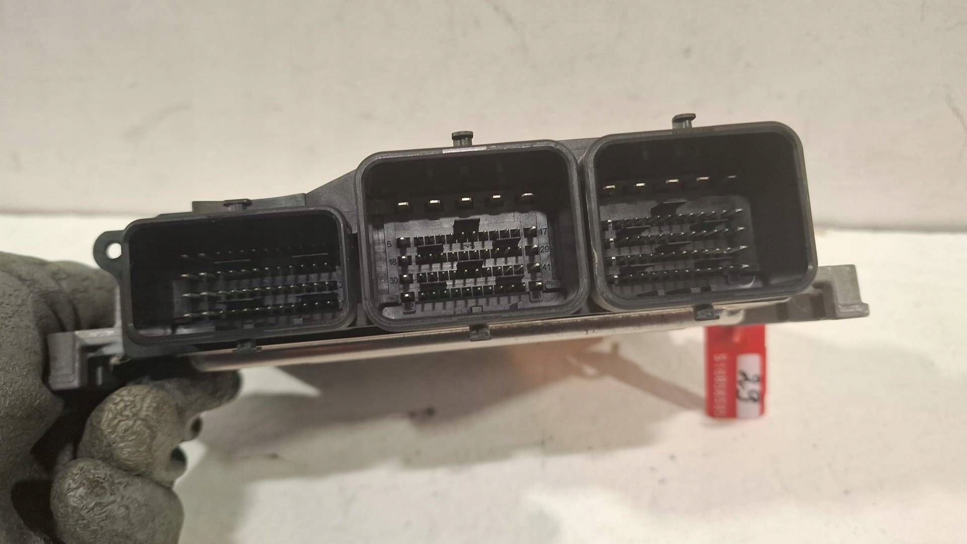 control unit of the engine computer 0281030545 Citroen Peugeot 1.4 HDI