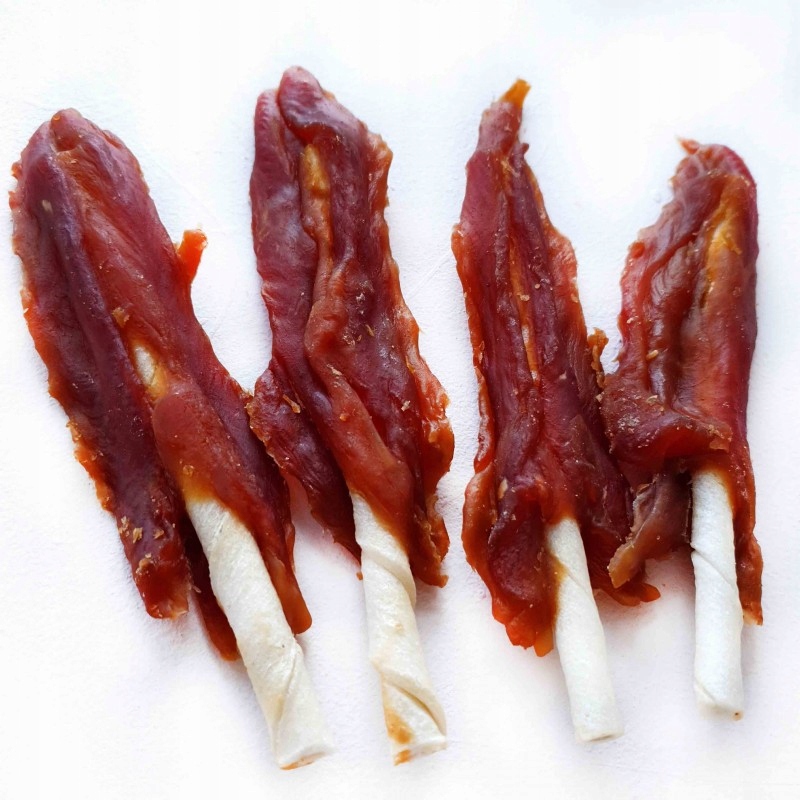 Levně Psí pamlsek Měkká kachní prsa na tyči