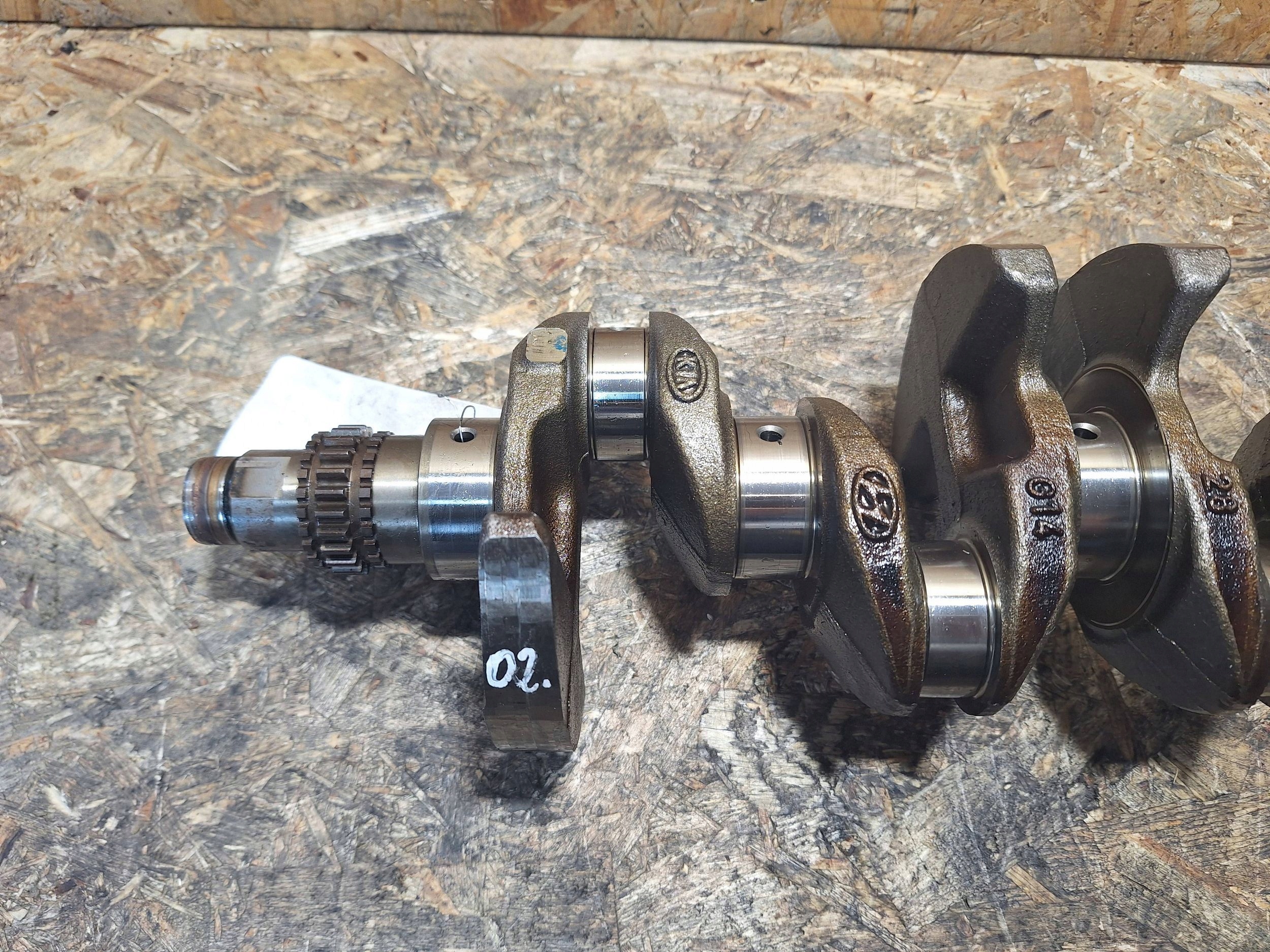 crank HYUNDAI ix20 VENGA 1.4 16V G4FA NOMINAL