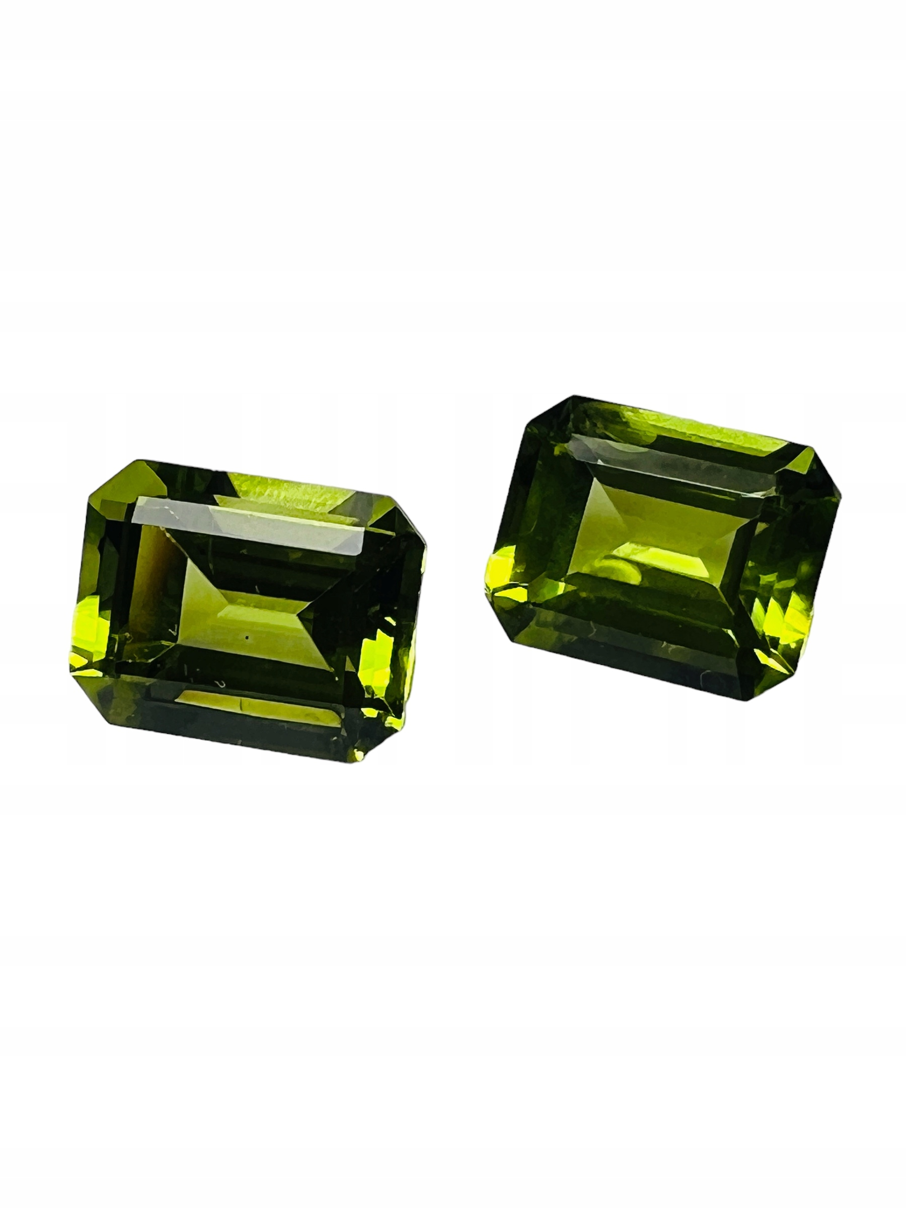Peridot/olivín Přírodní Osmiúhelník 10x8 mm Kus