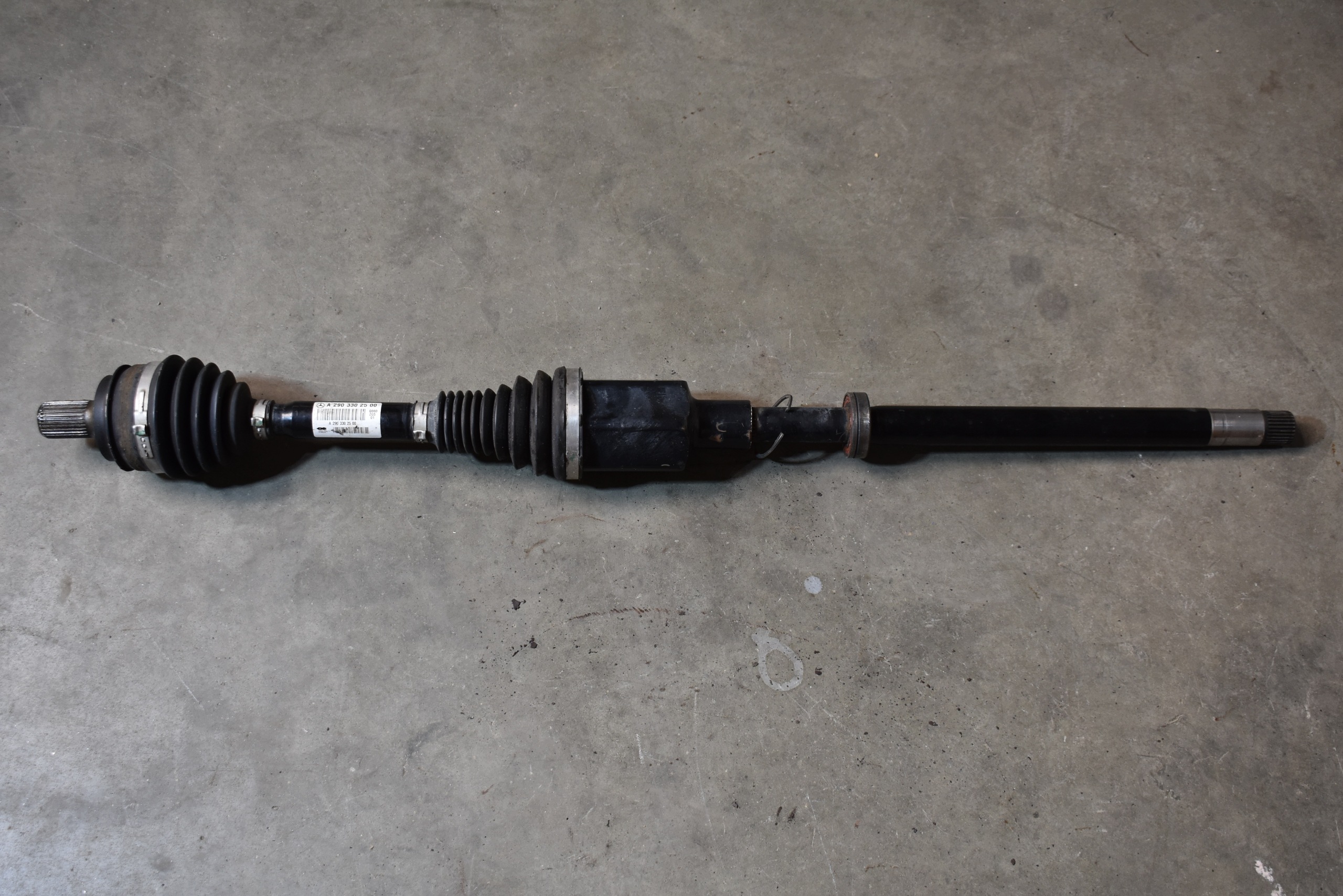 IDEALNA semi-axis front front left MERCEDES X290 1