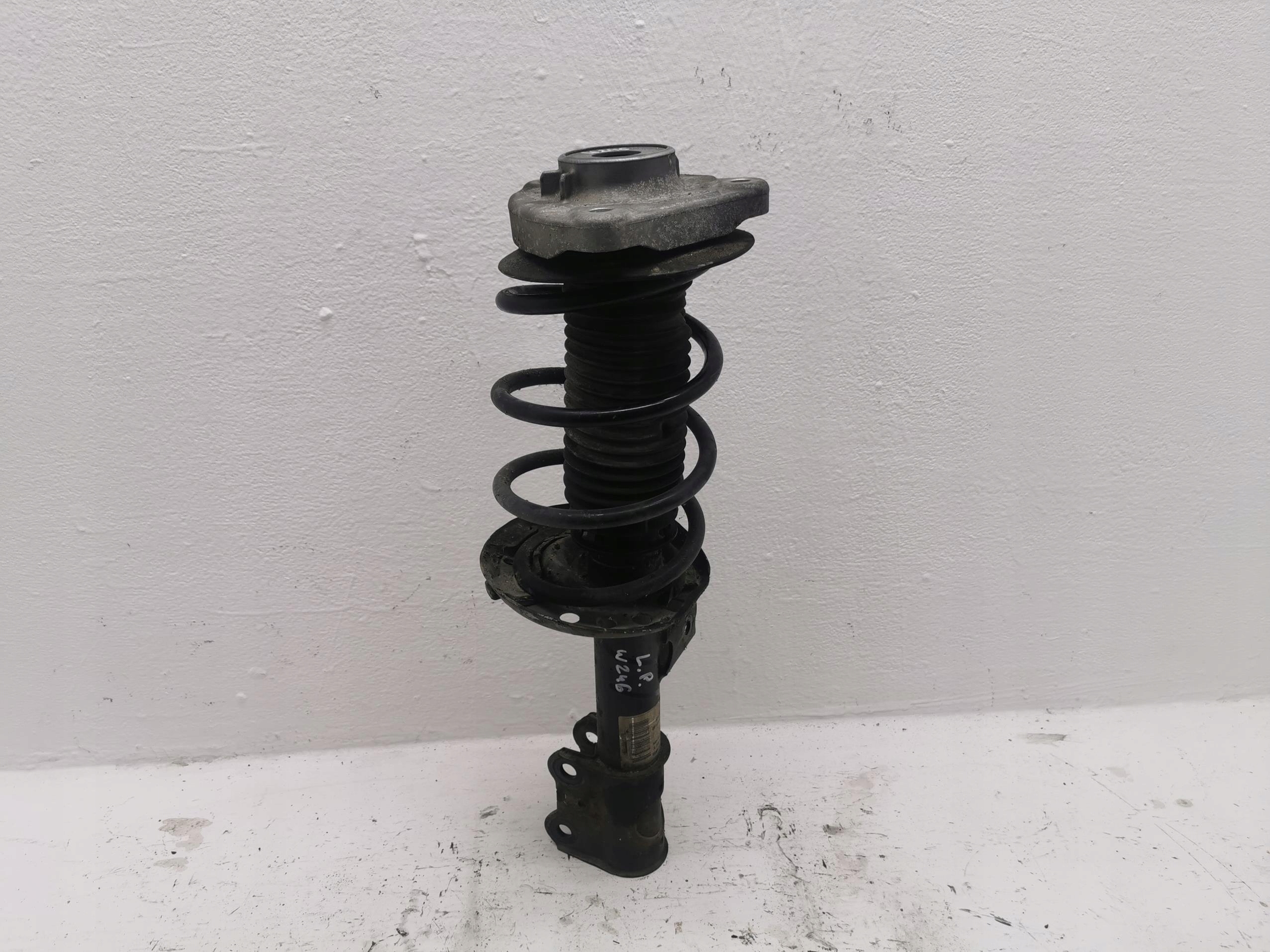 shock absorber left front MERCEDES B-KLASA W246 A2463206313