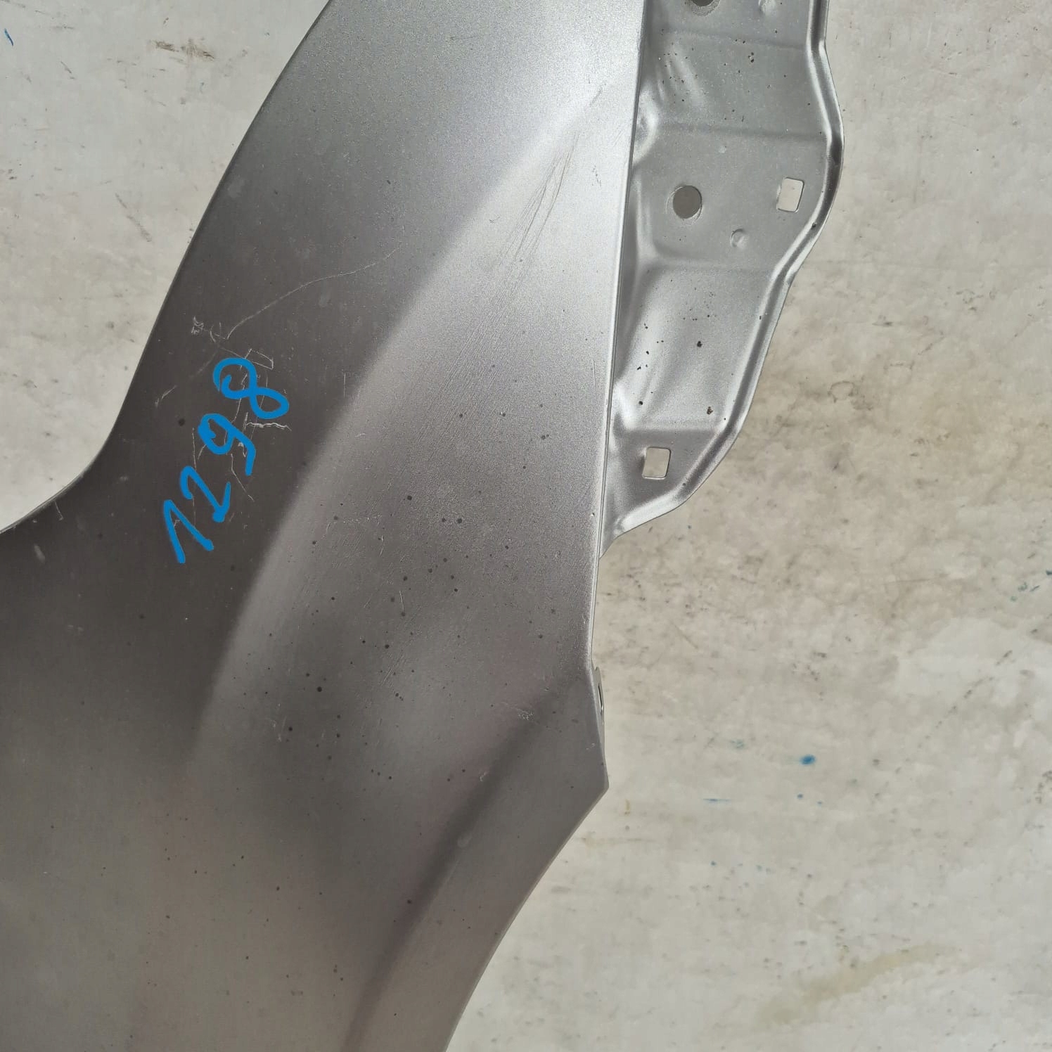 TOYOTA AVENSIS III 08-15 fender right front front