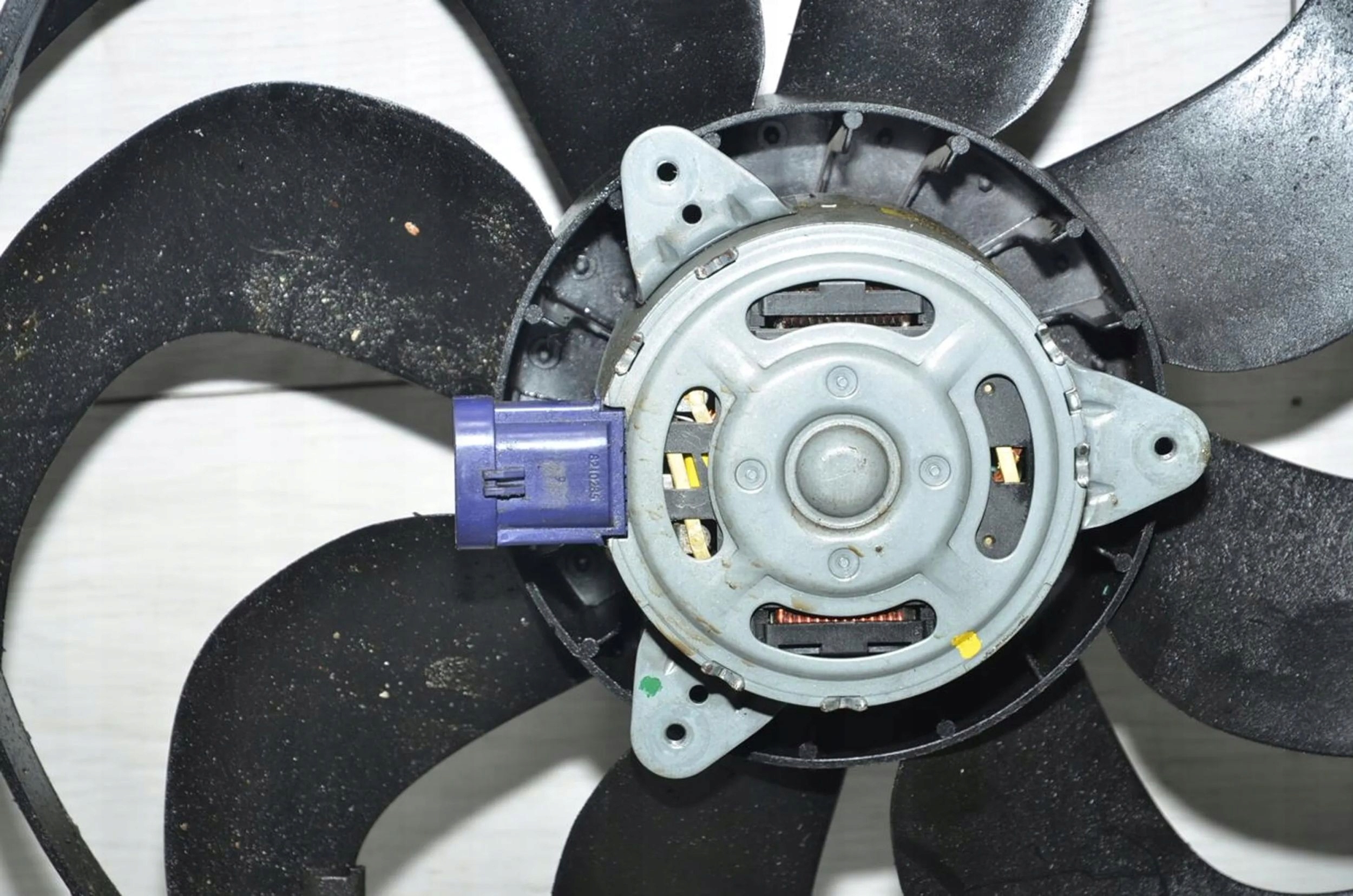 ventilátor chladiče Dacia Duster II 20r