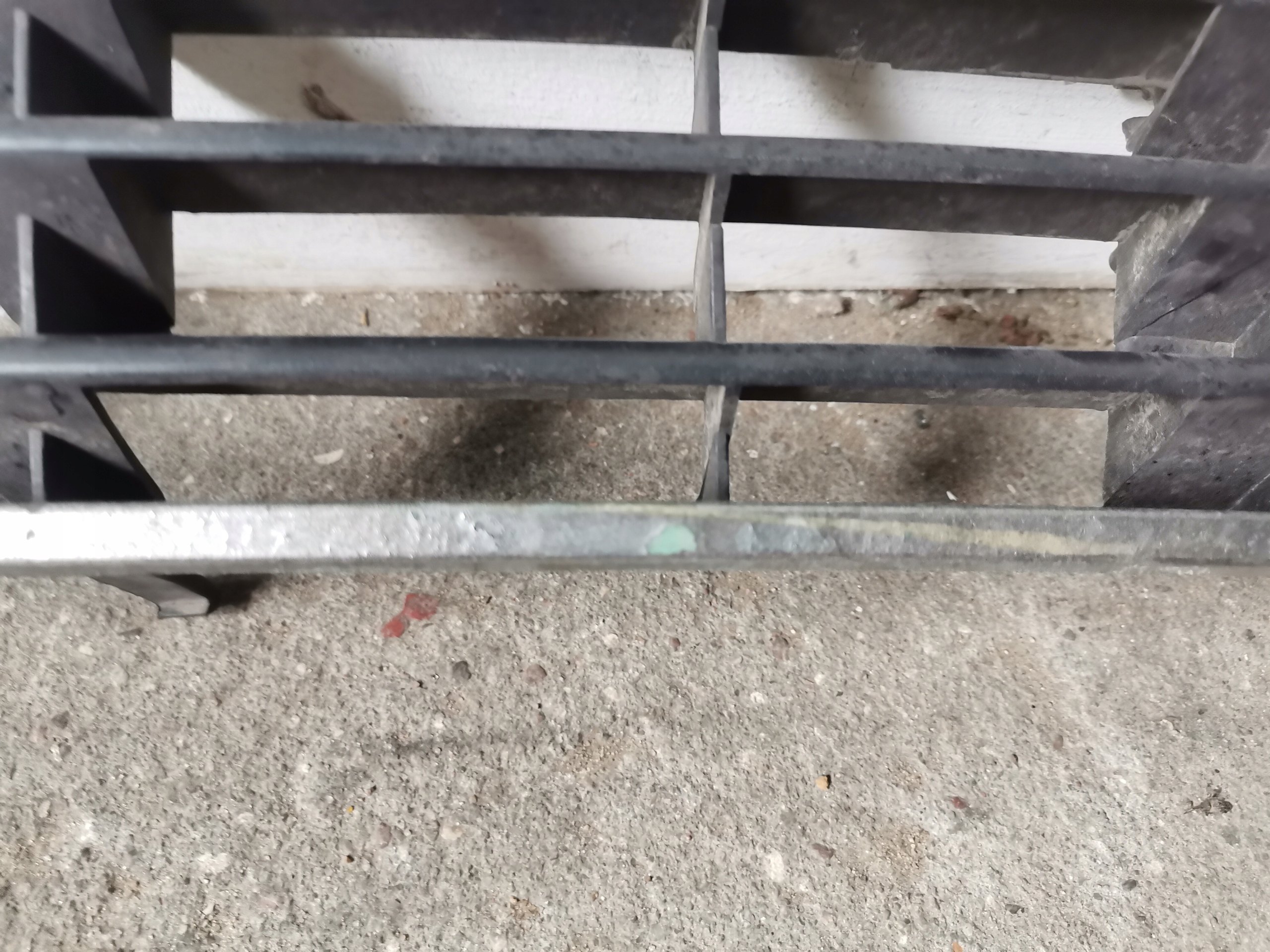 Lüftungsgitter der Stoßstange mitte AUDI A6 C5 LIFT