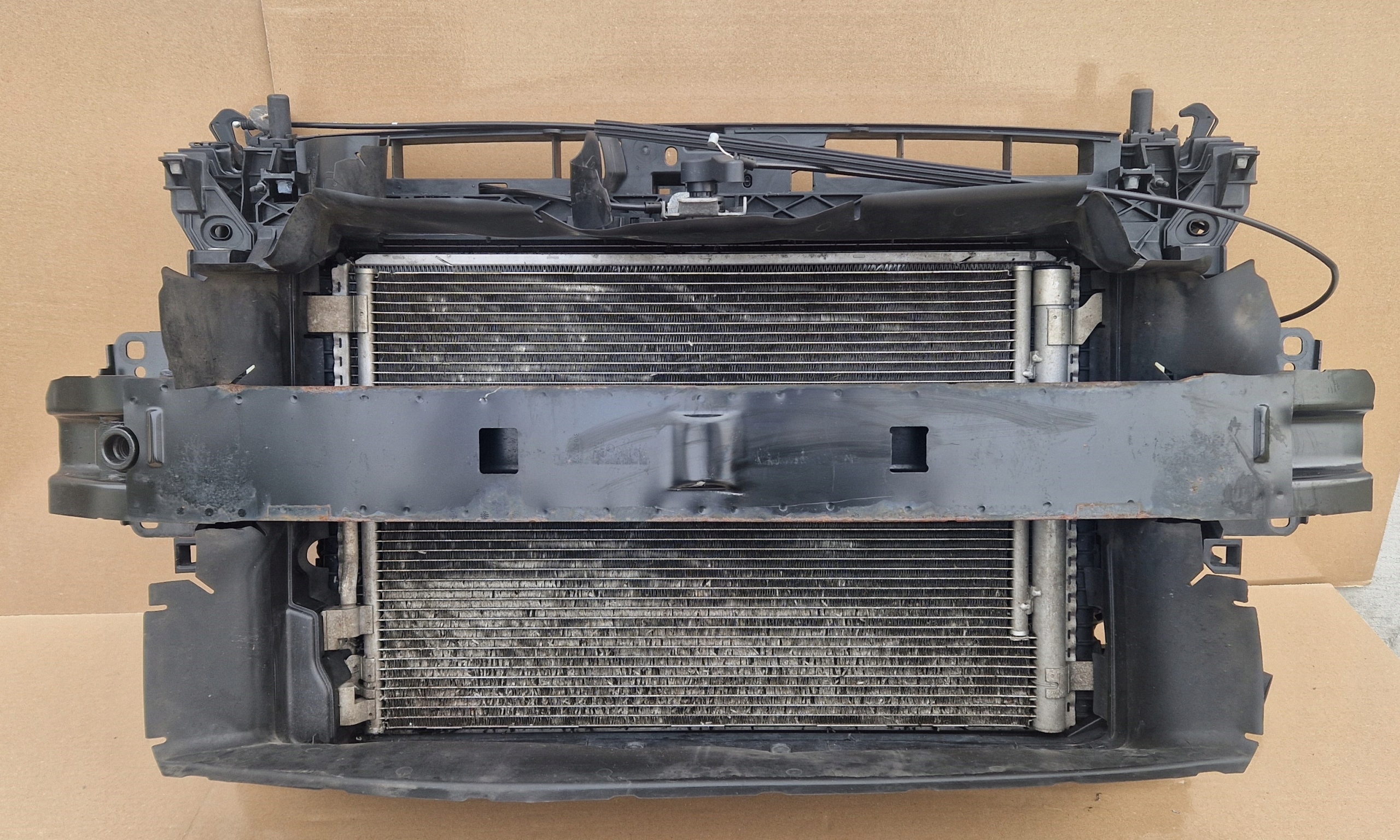 PAS PRZEDNI CHŁODNICE BELKA SKODA SUPERB III LIFT 1.5 TSI IDEAŁ