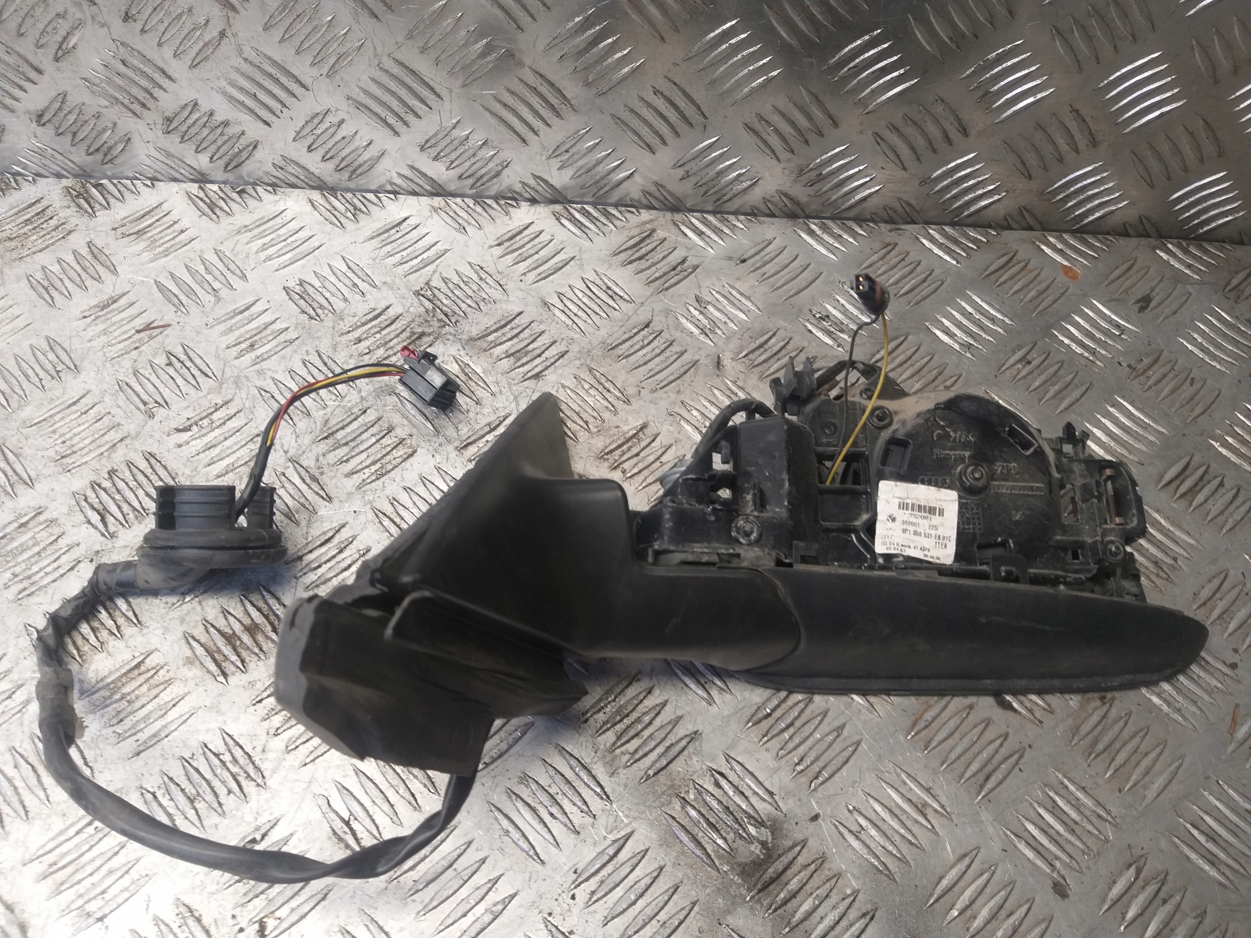 ЗЕРКАЛО СЛЕВА ЕЛЕКТРИЧЕСКОЕ AUDI A3 8P3r