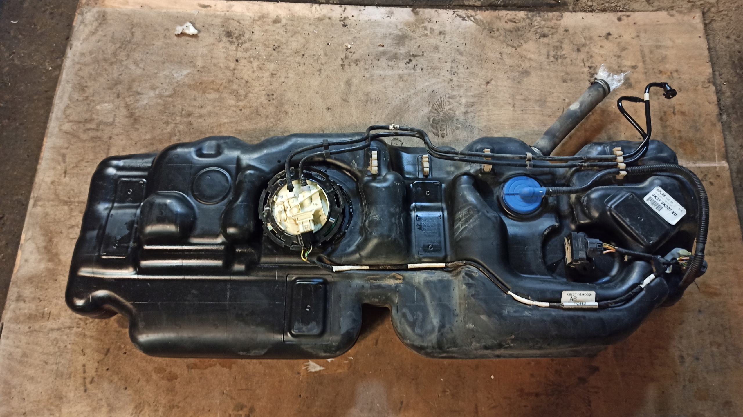 GK21-9K007-ED - Топливный бак 2.0 TDCi Transit Custom 16-20 MK8