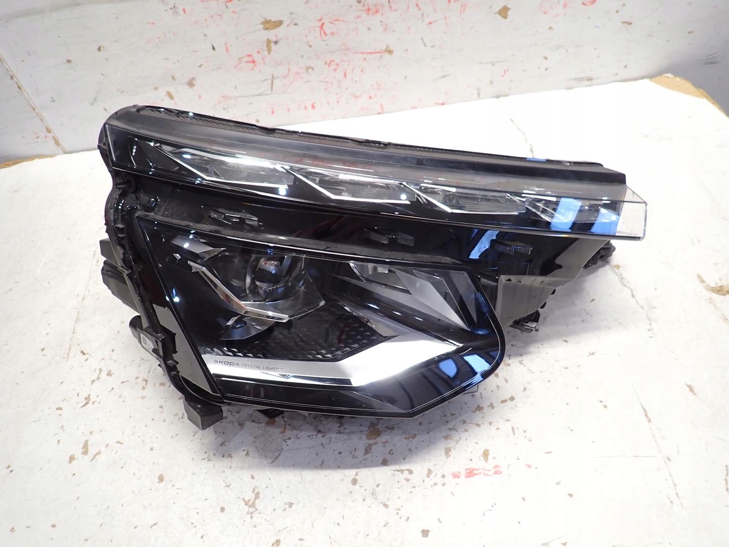 light front front right SKODA KAMIQ LIFT 2024- FULL LED 655941016C