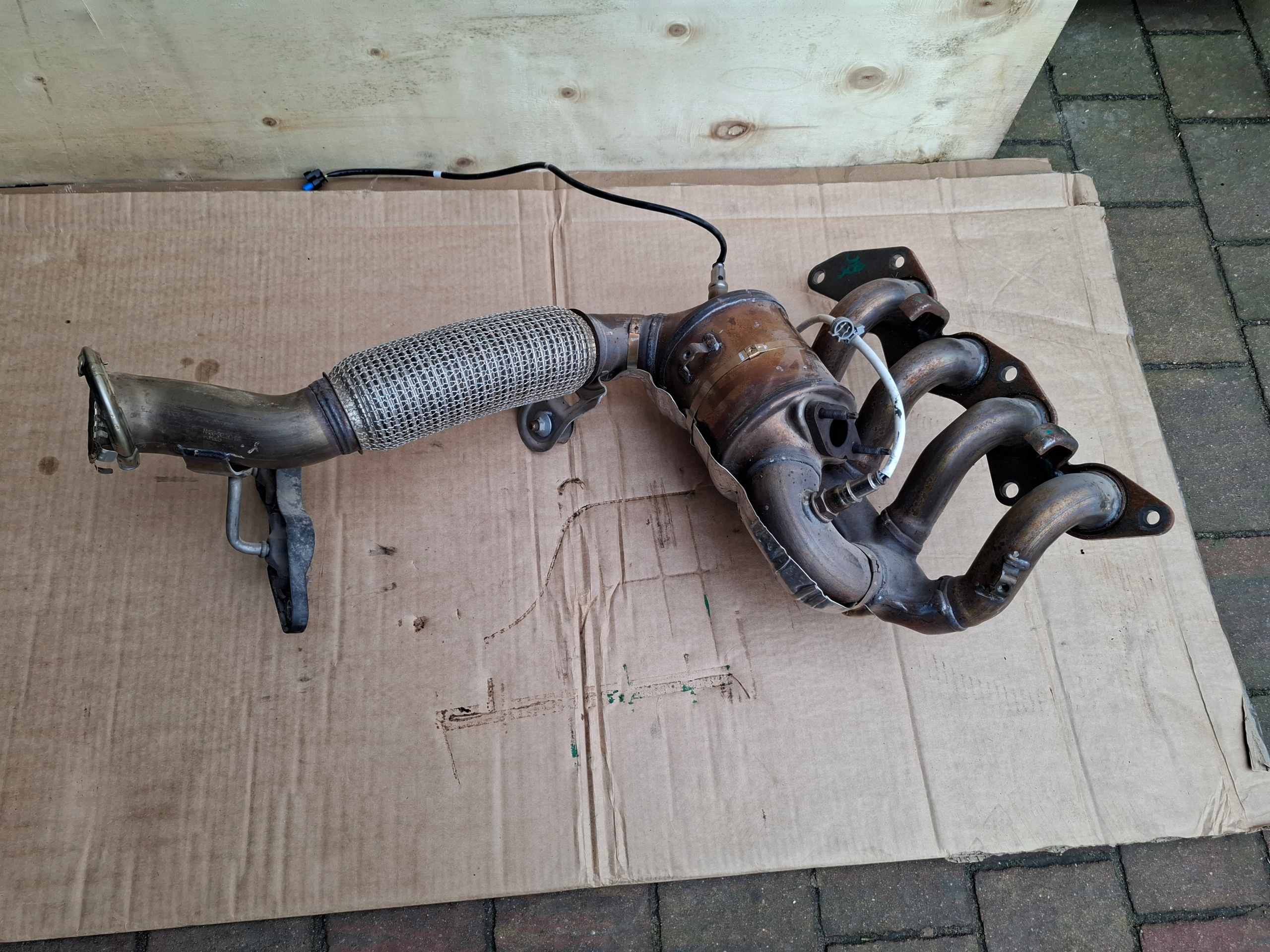 catalyst FORD Kuga MK3 2.5 Hybrid new NX68-5G232-BB