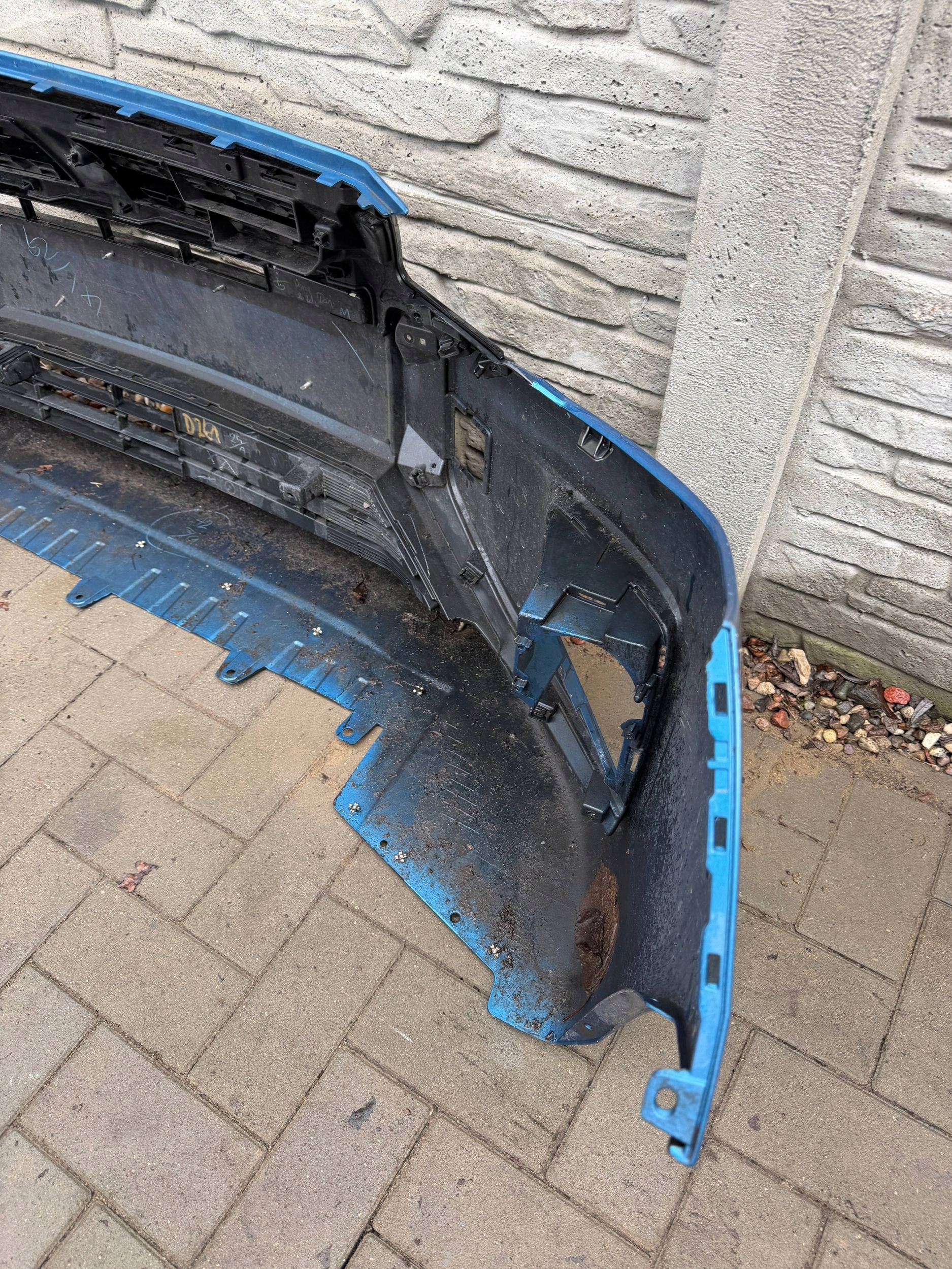 Mitsubishi Space Star 3 III 19- bumper front front
