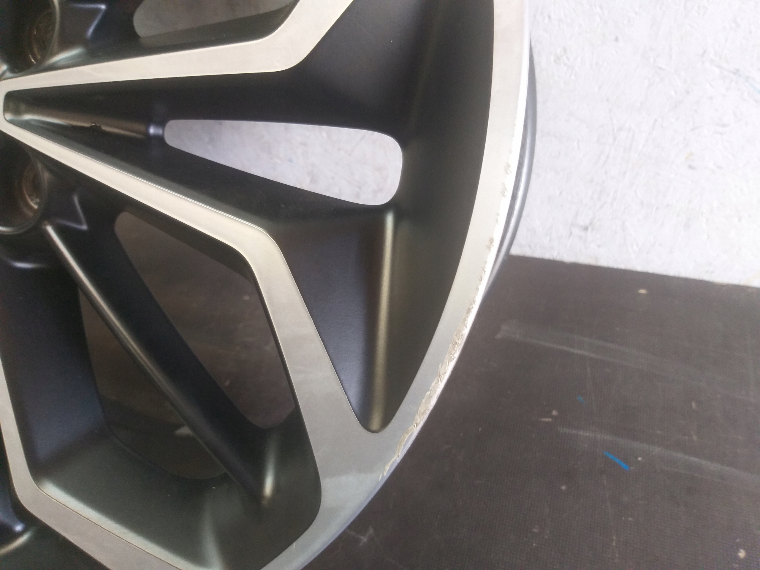 disk hliníkový FORD 8J 18" ET55 5X108 JX7C-H1A