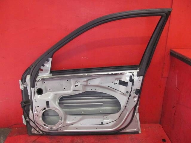 MERCEDES W211 E-KLASA door right front front silver C744 744