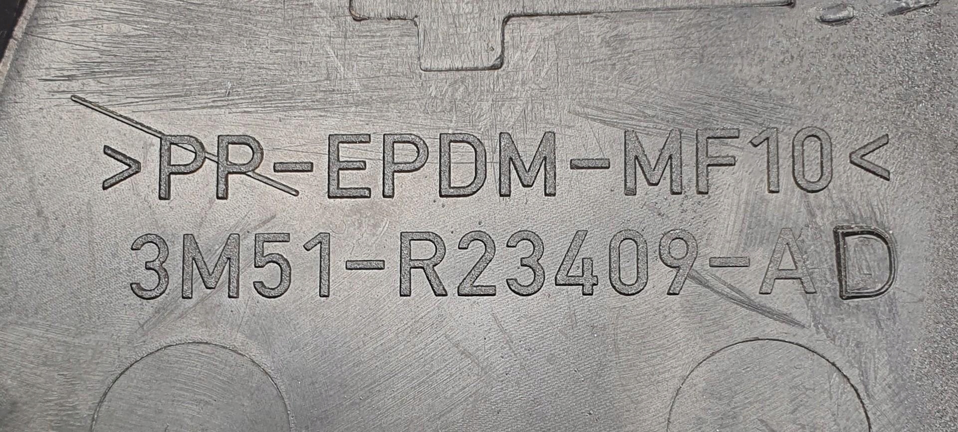 защита внутреняя зеркала передний левый FORD c-max 3M51-R23409-AD