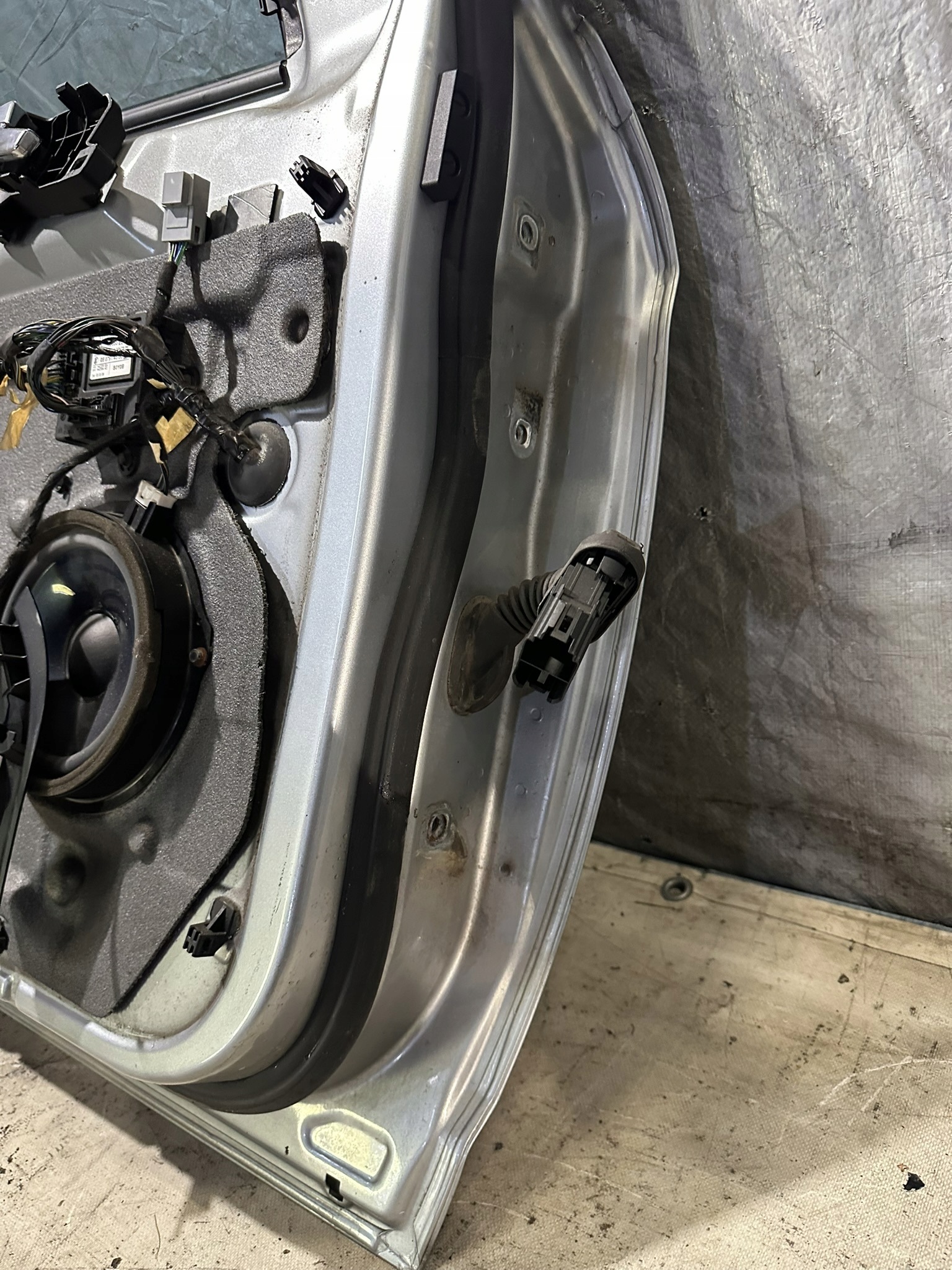 door left front FORD MONDEO MK4 KOMBI K: MACHINE SILVER