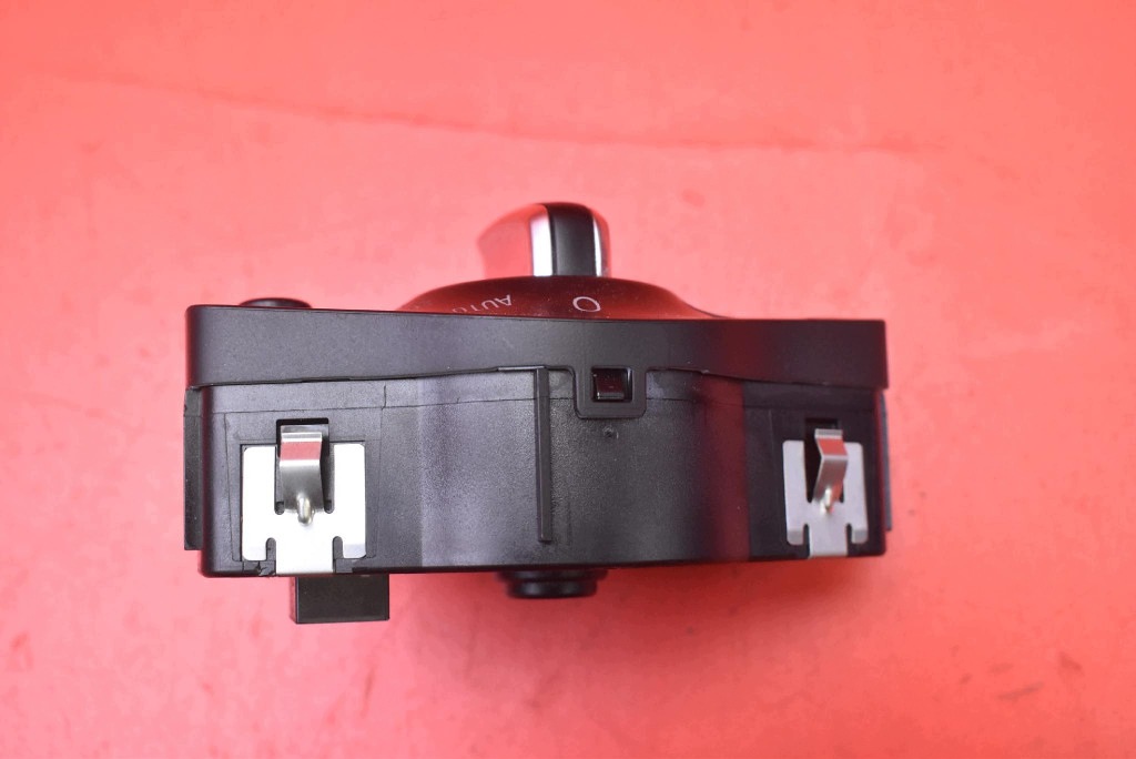 switch light switch 8K0941531AS AUDI A4 B8 07-11
