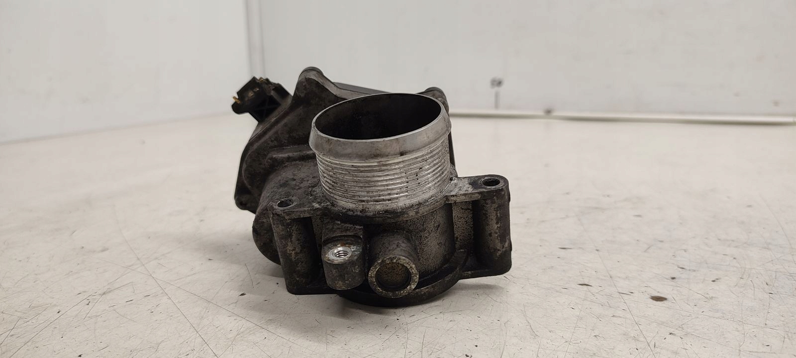 throttle flap VW Caddy III 1,6 TDI CAY