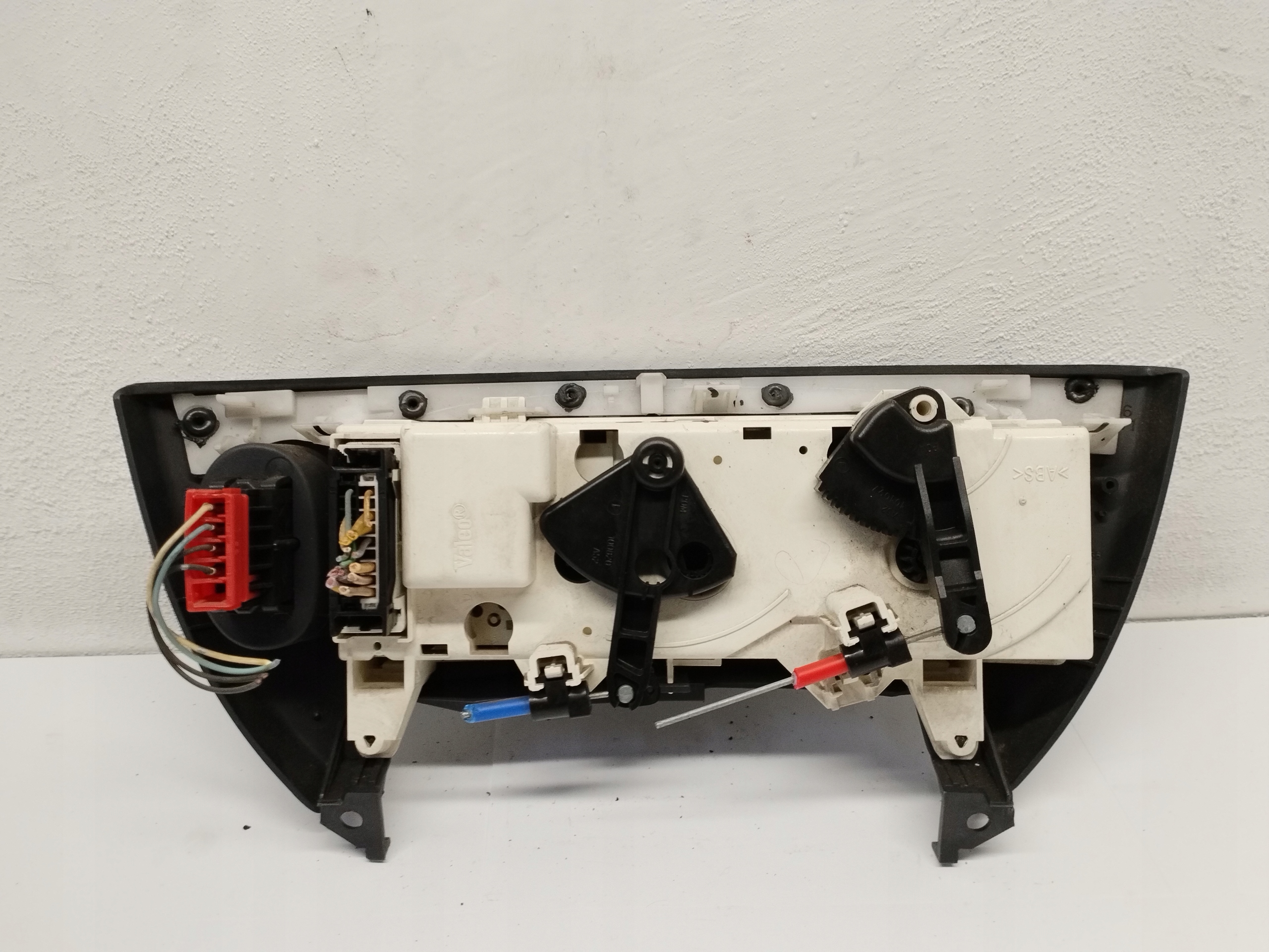 control panel air conditioning devices of the air conditioning Renault 7700432138