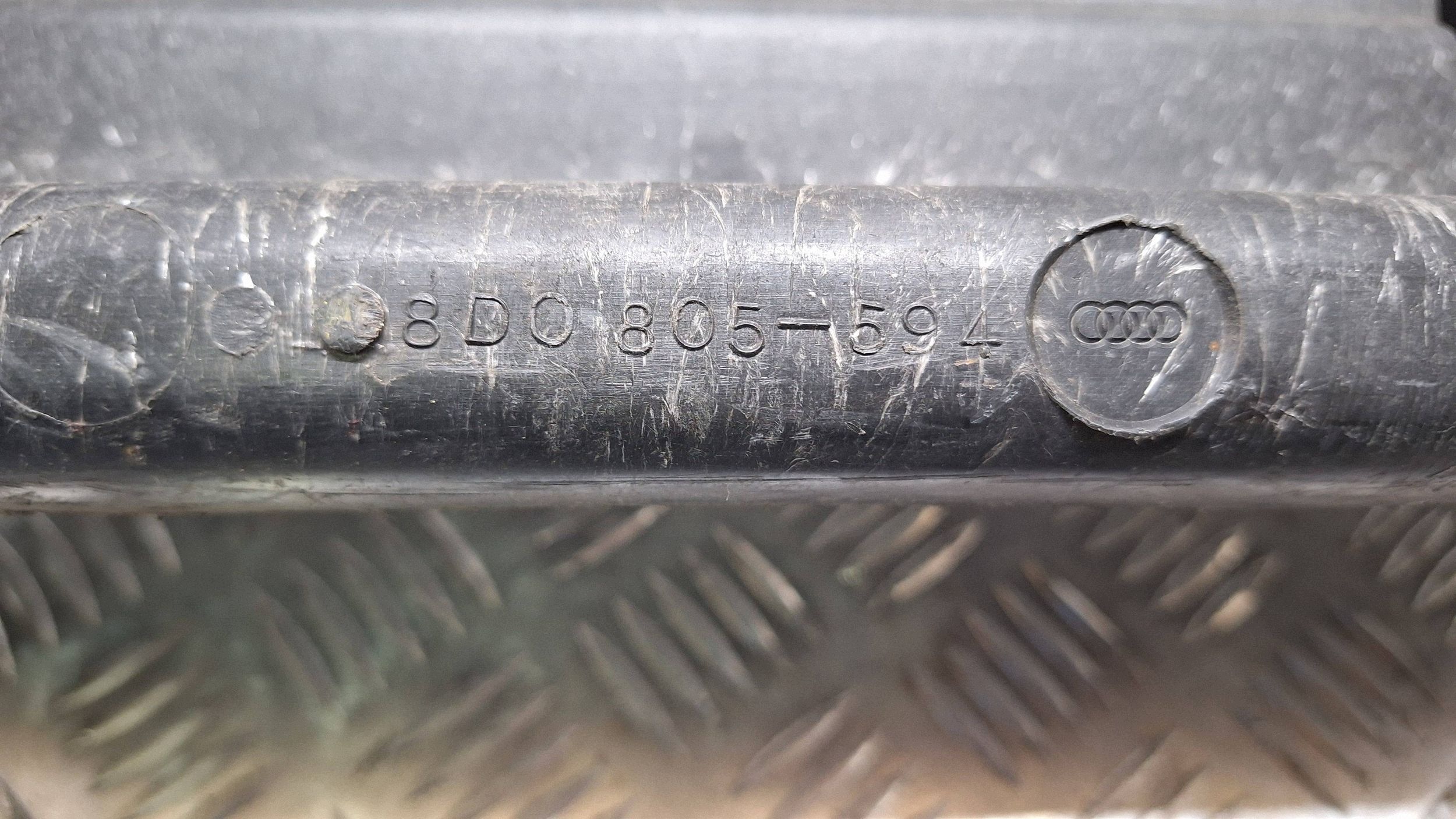 predné čelo priečka železná 8D0805594 AUDI A4 B5 8D0 1.8B 94-01