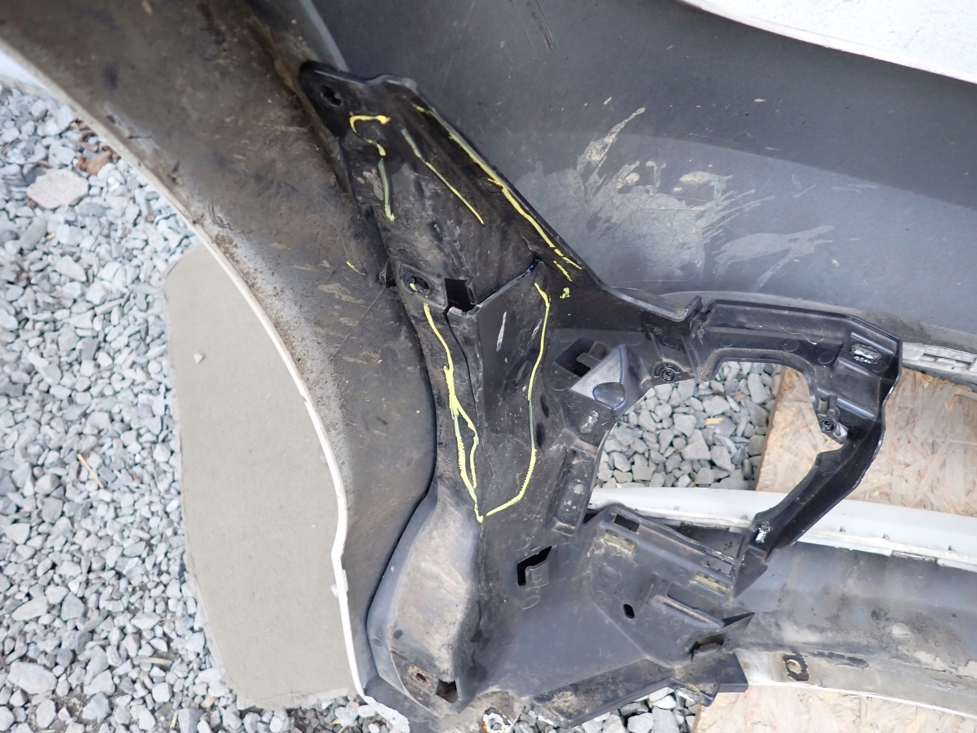 bumper front front BMW 1 and F20 F21 LIFT 2015