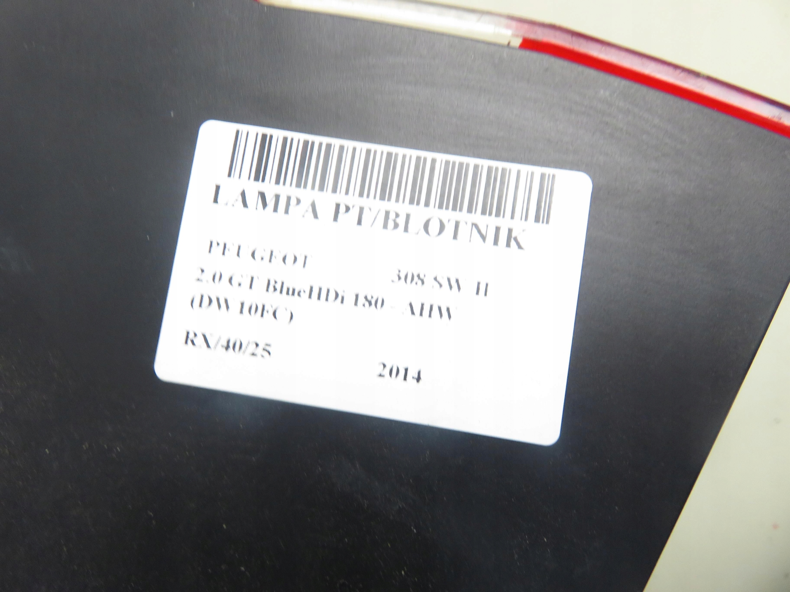 LAMPA PRAWA TYLNA PEUGEOT 308 SW II 9678093880 Strona zabudowy prawa