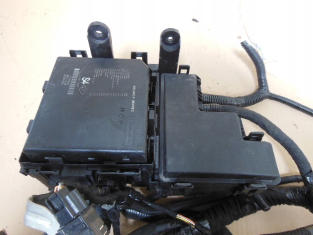 блок предохранителей renault KOLEOS II