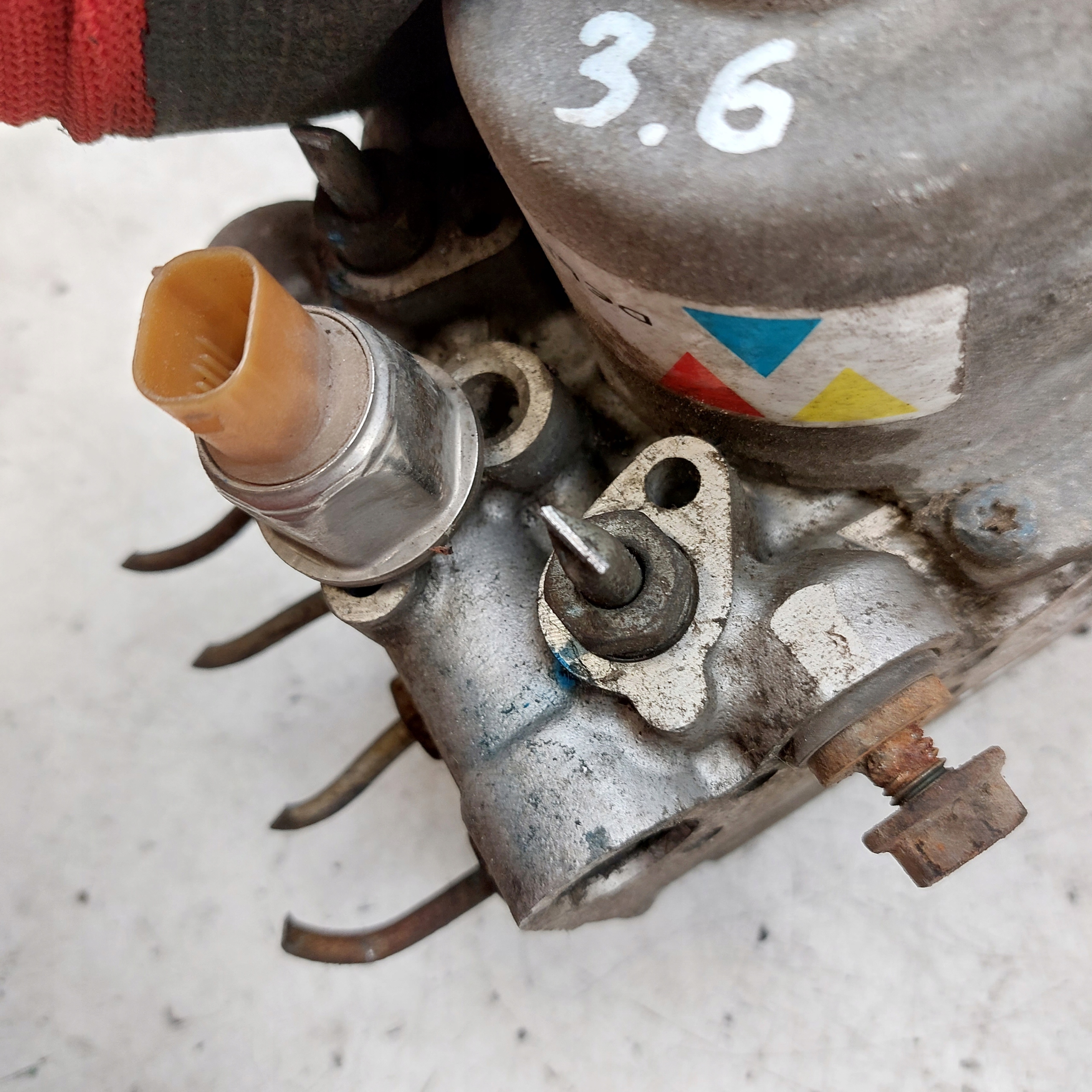 Cadillac STS 3,6 насос ABS 15253223