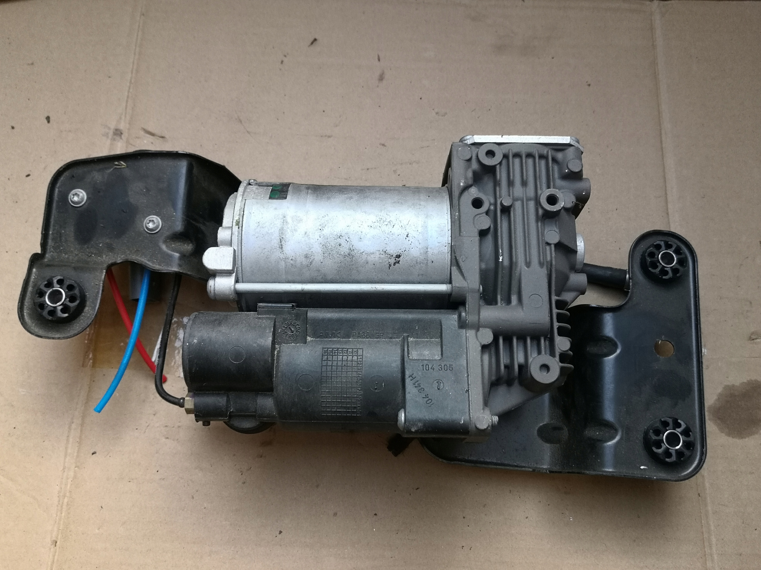 compressor; springing BMW X5 E70 6789938