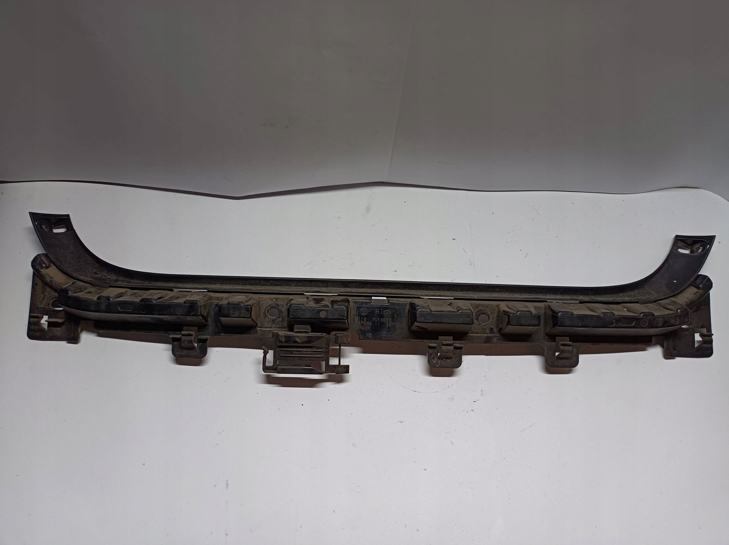 držač branika stražnjeg BMW 3 E90 E91 E81 E87 7058522